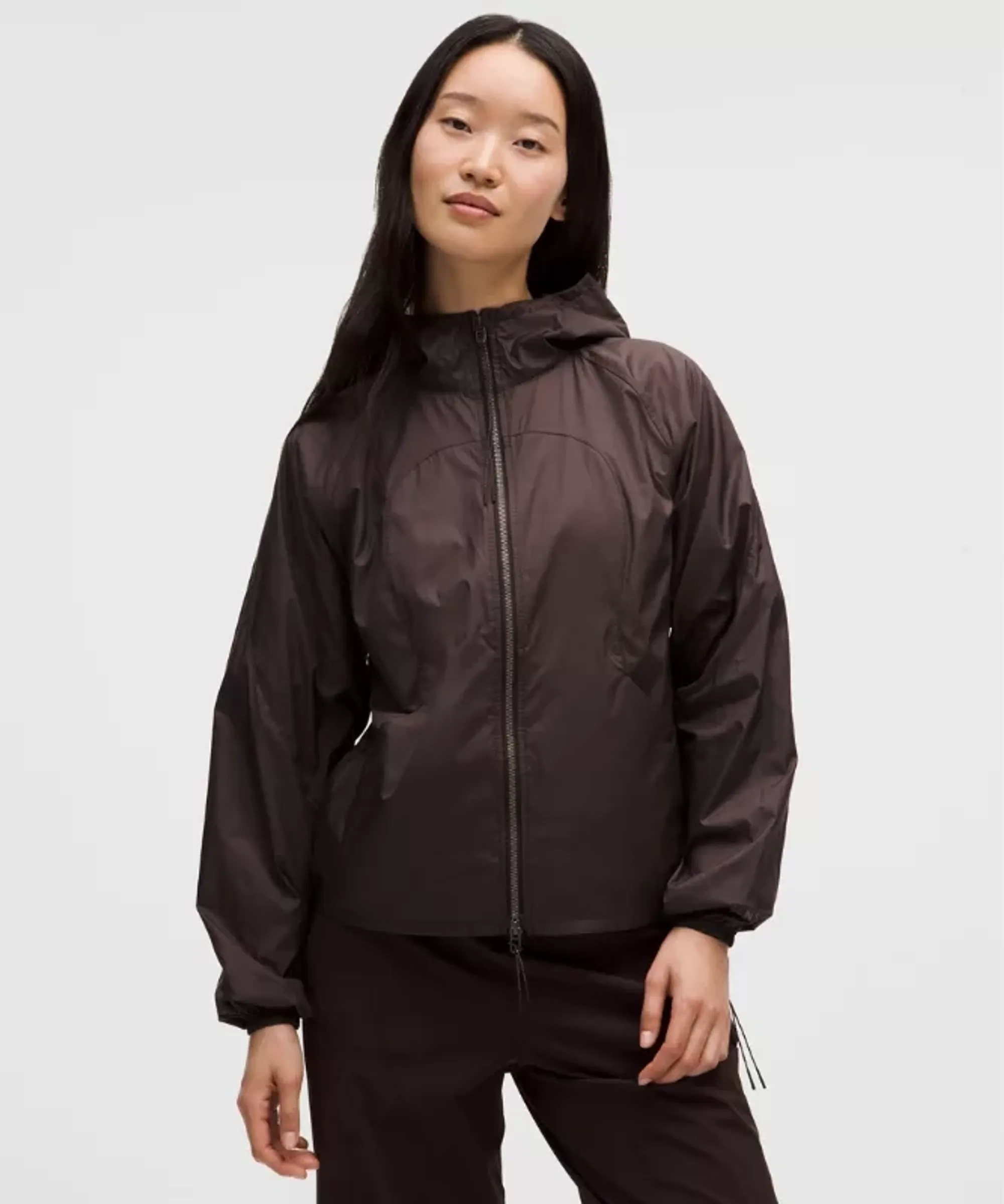 lululemon – Women's Lightweight Windbreaker Jacket SLNSH Collection – Color Brown – Size Large