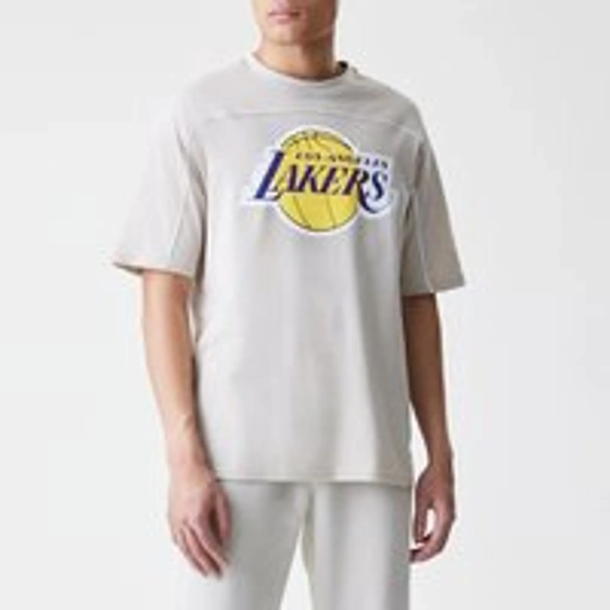LA Lakers NBA Piping Light Beige Oversized T-Shirt New Era Cap adult unisex