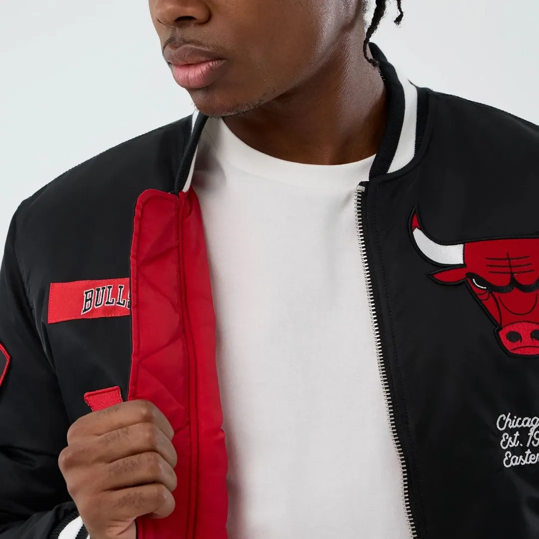Chicago Bulls ジャケット Chicago Bulls NBA x Alpha Black Jacket New Era Cap adult unisex