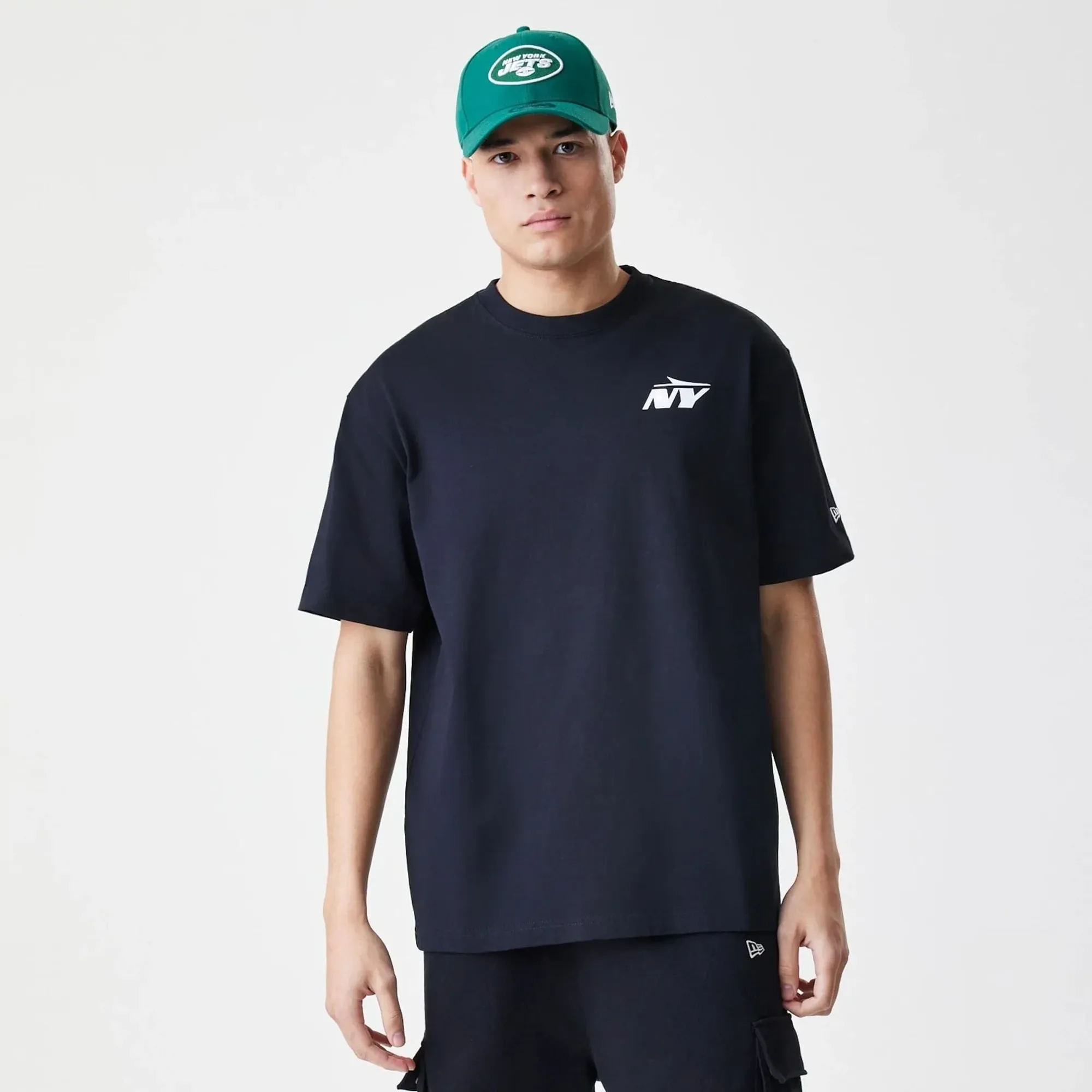 New York Jets NFL Black Oversized T-Shirt New Era Cap adult unisex