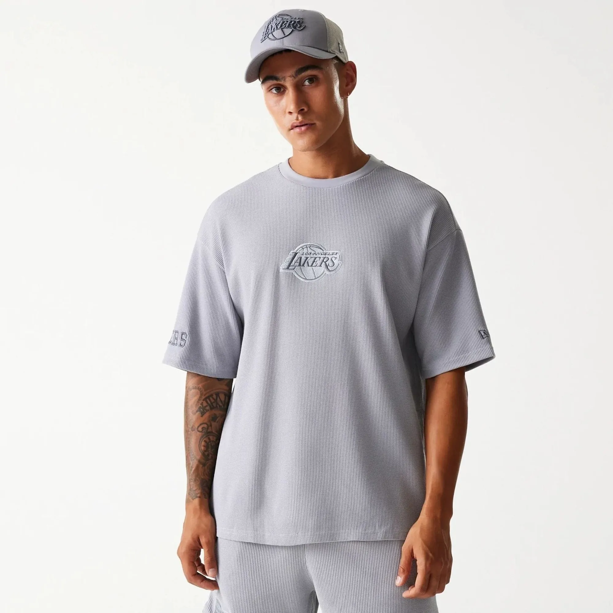 LA Lakers NBA Waffle Grey Oversized T-Shirt New Era Cap adult unisex