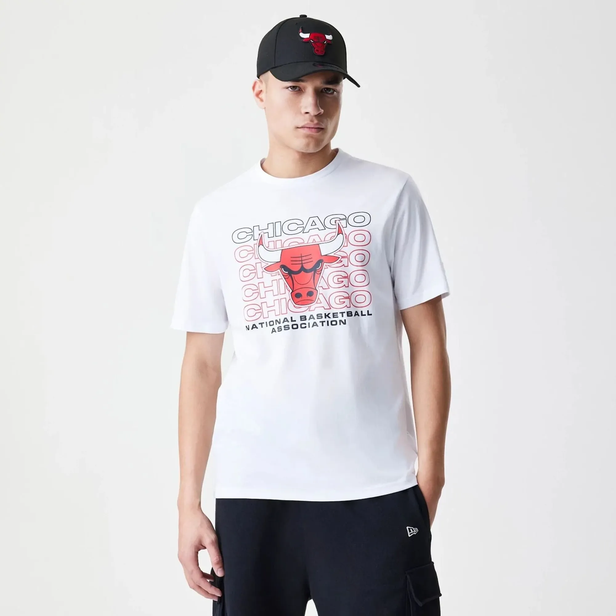 Chicago Bulls NBA Stack Wordmark White T-Shirt New Era Cap adult unisex