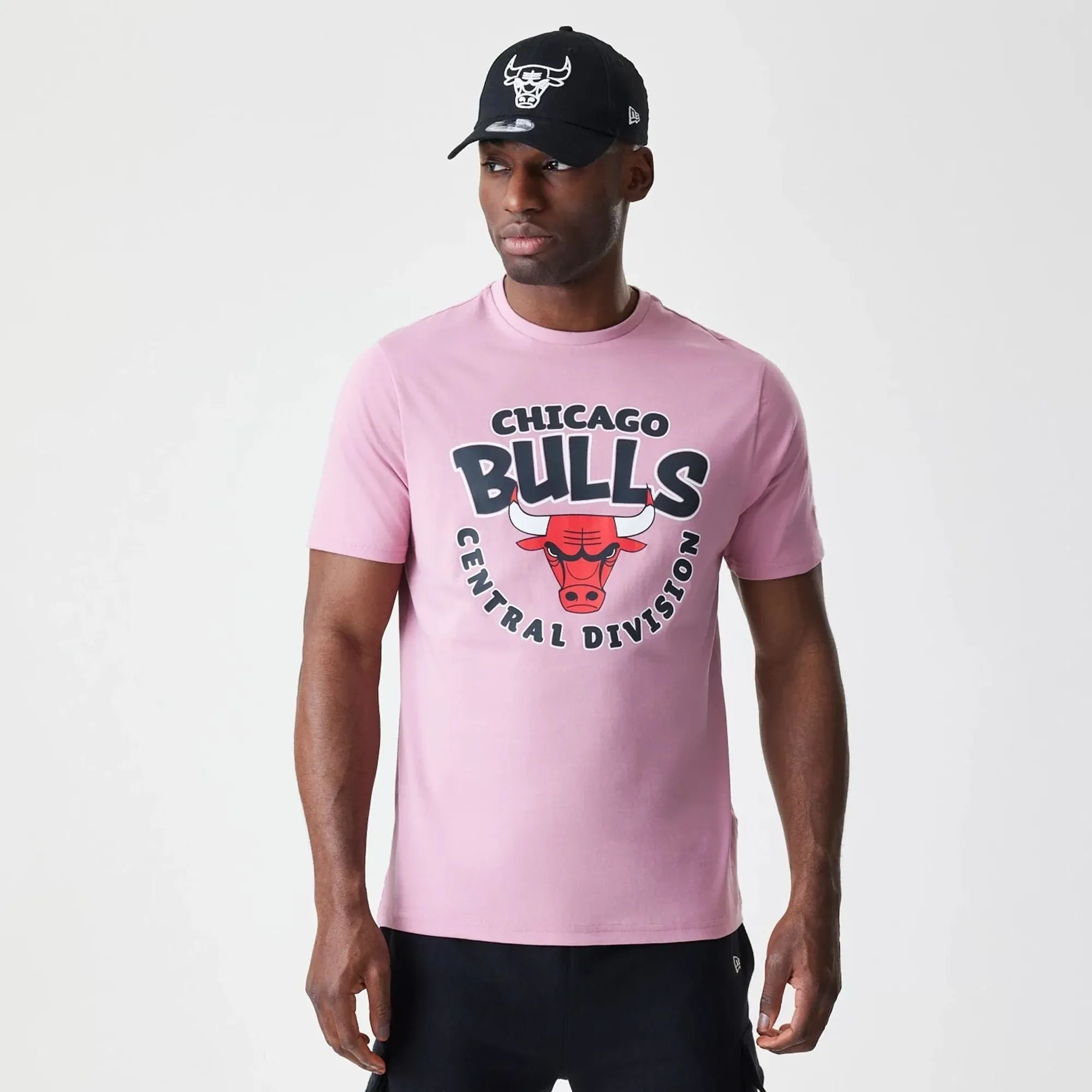 Chicago Bulls NBA Bubble Wordmark Pink T-Shirt New Era Cap adult unisex