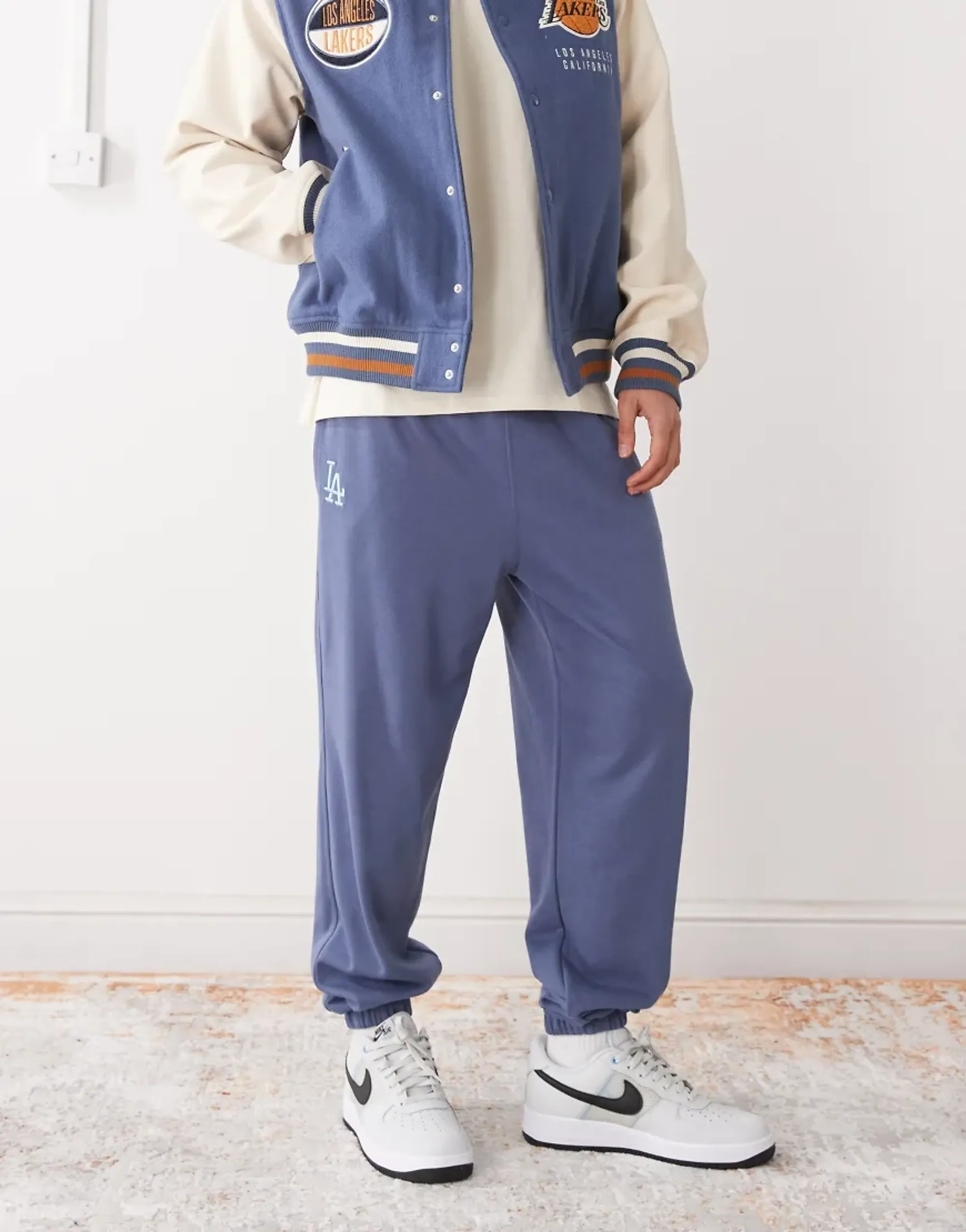 New Era Cap New Era La Dodgers Mini Logo Joggers In Blue