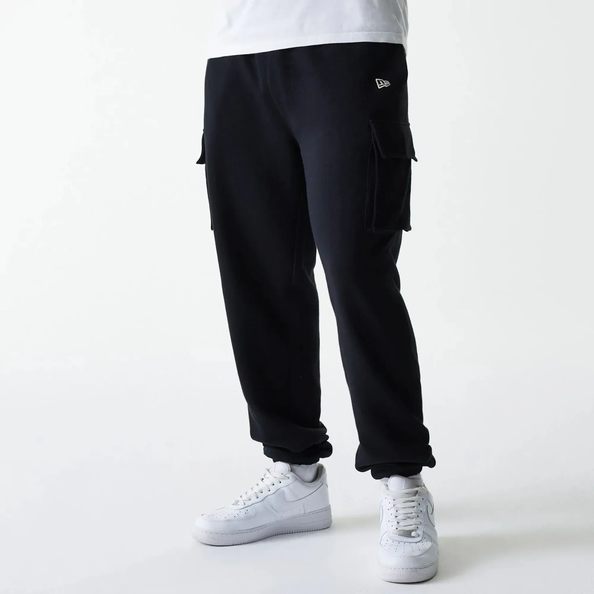 New Era Black Cargo Joggers adult unisex