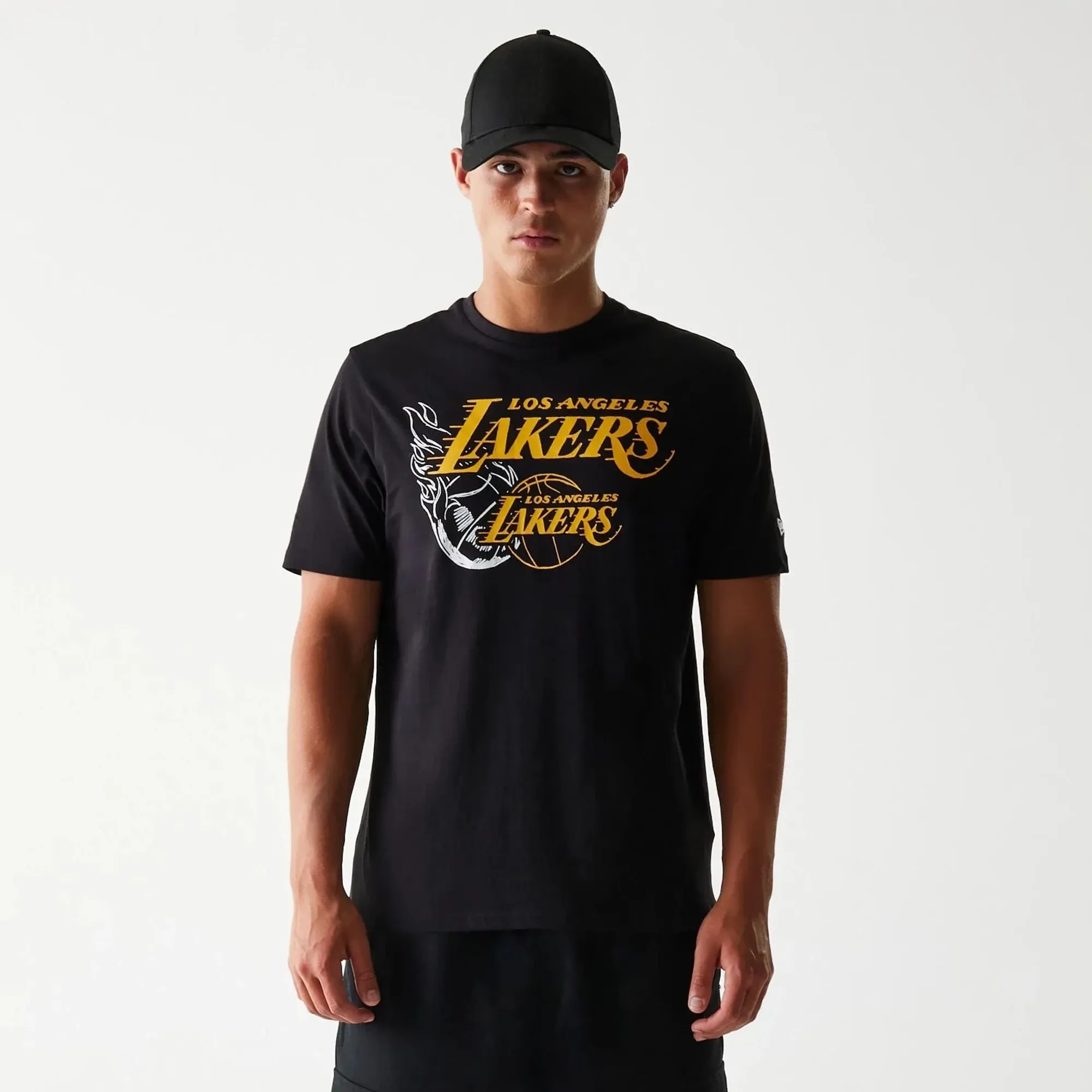 LA Lakers NBA Flame Graphic Black T-Shirt New Era Cap adult unisex