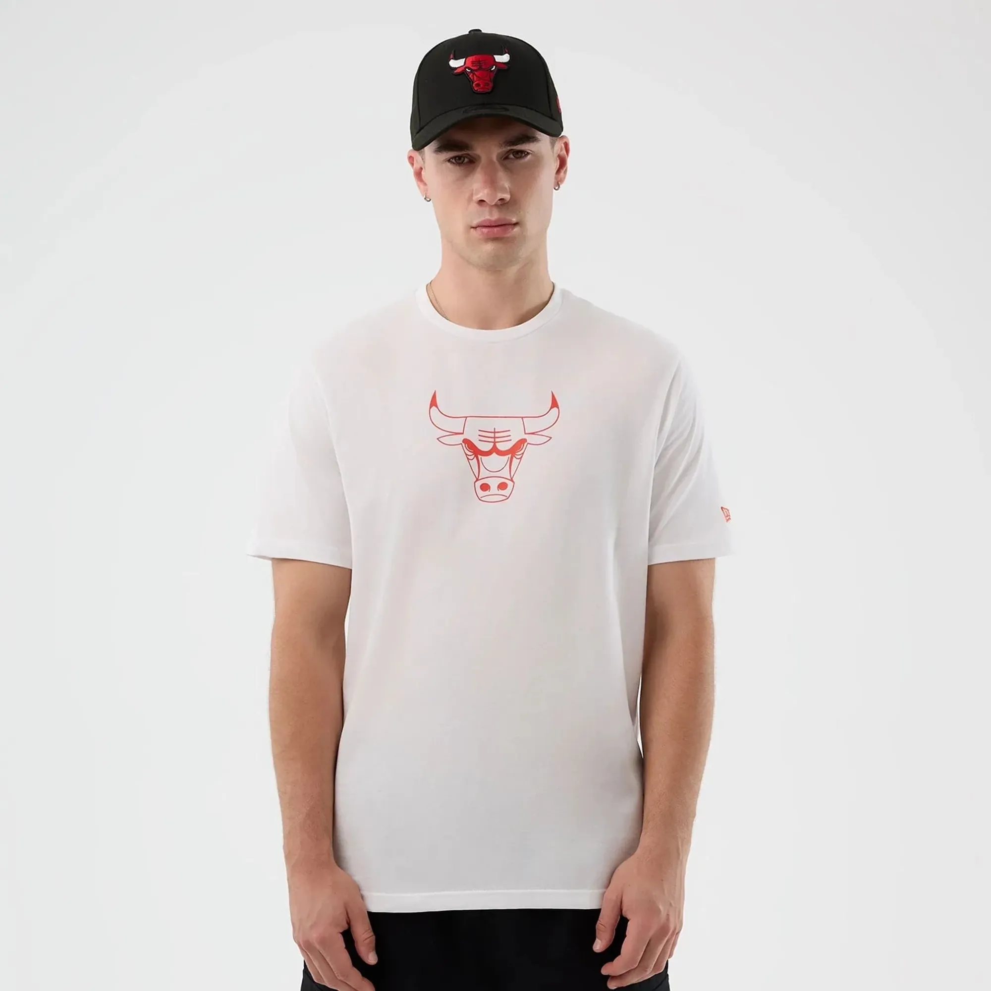 Chicago Bulls NBA Back To School White T-Shirt New Era Cap adult unisex