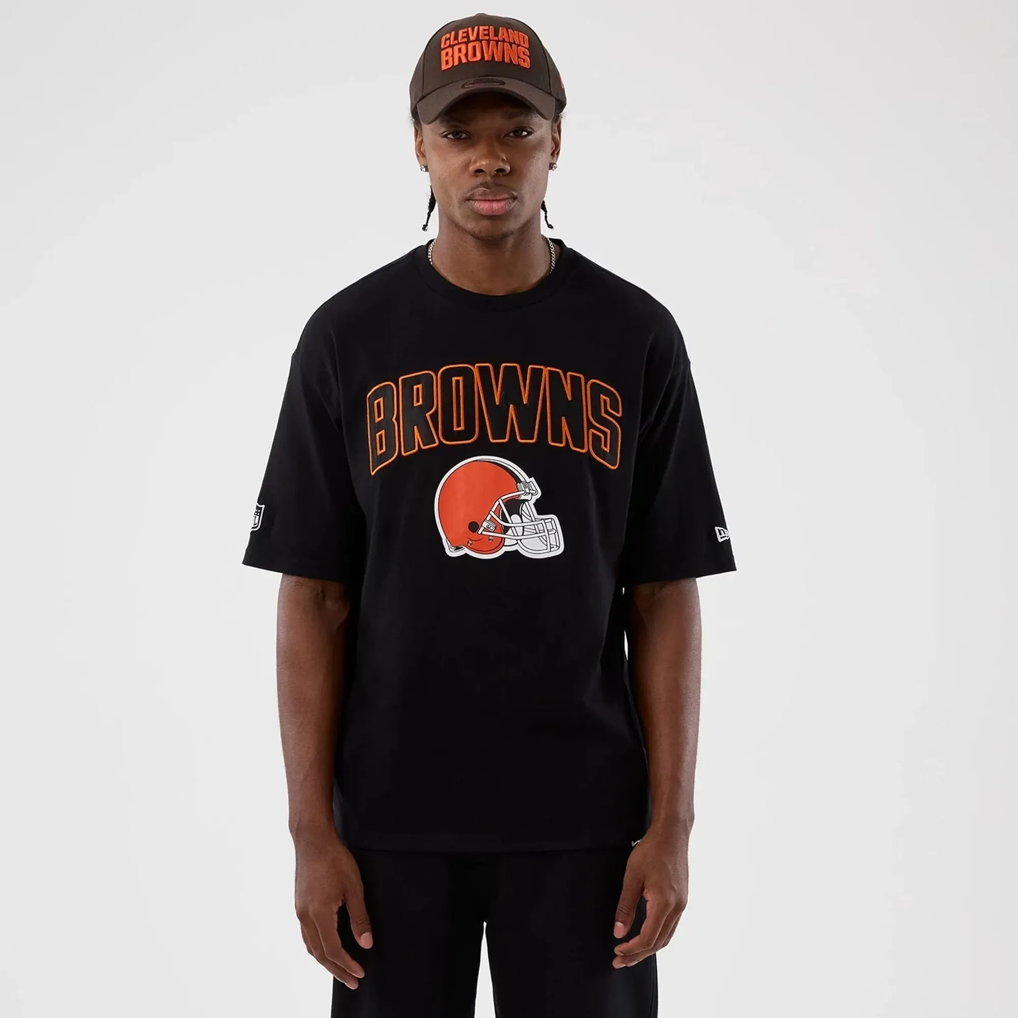 Cleveland Browns NFL International Series Games Black Oversized T-Shirt New Era Cap adult unisex