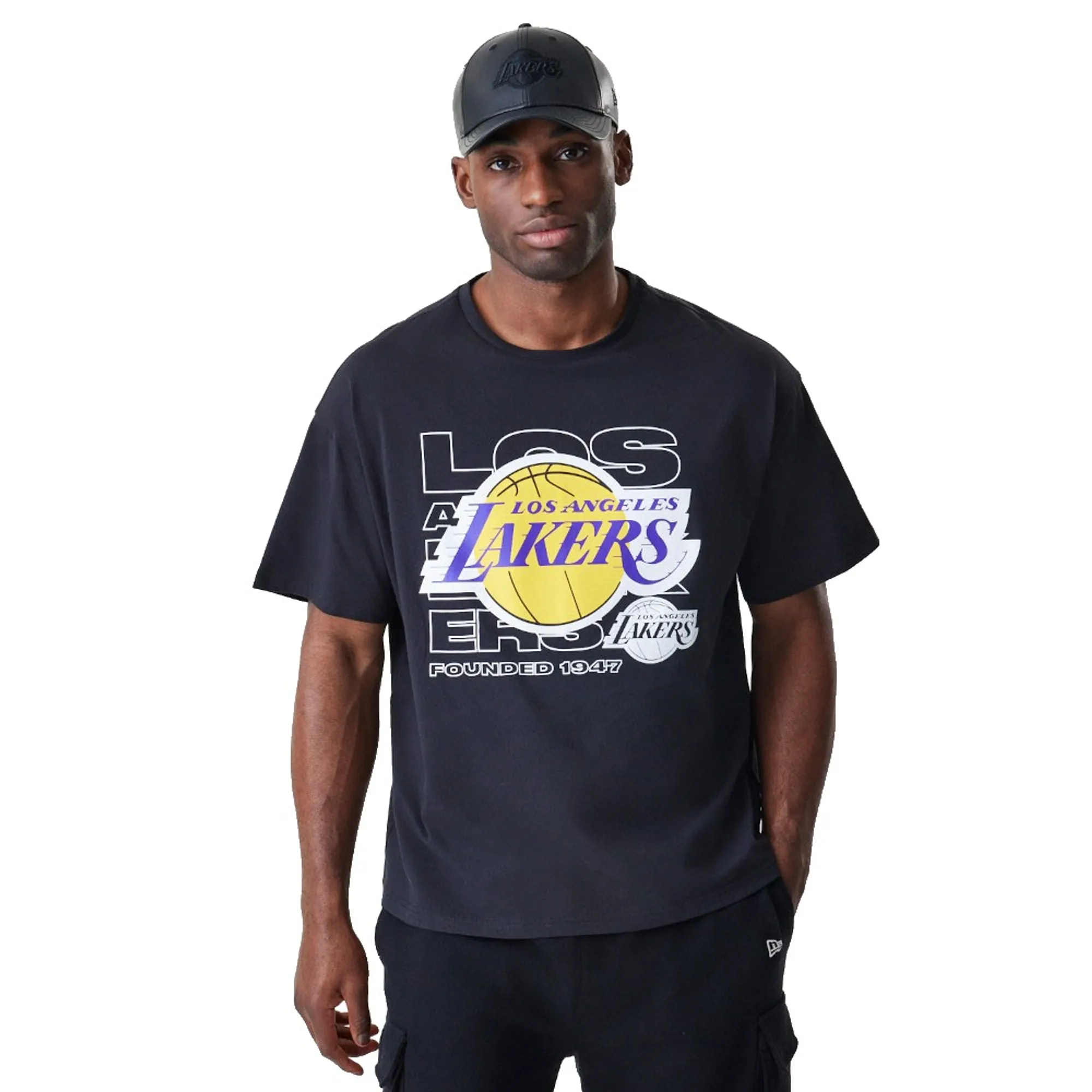 LA Lakers NBA Outline Graphic Black Oversized T-Shirt New Era Cap adult unisex