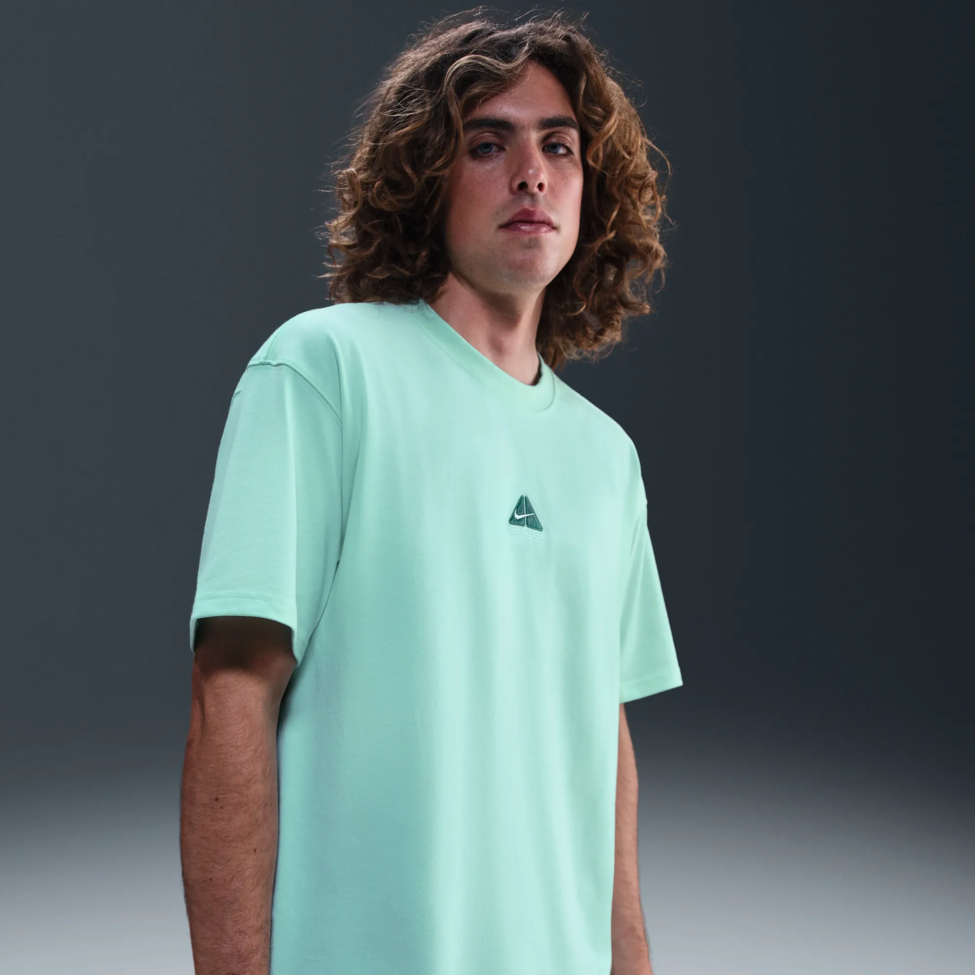 Nike ACG Men's T-Shirt - Green - Recycled Polyester/Organic Cotton