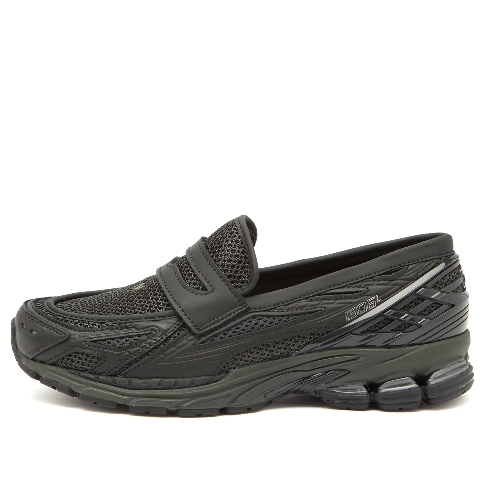 New Balance Unisex 1906L in Black/Grey Leather