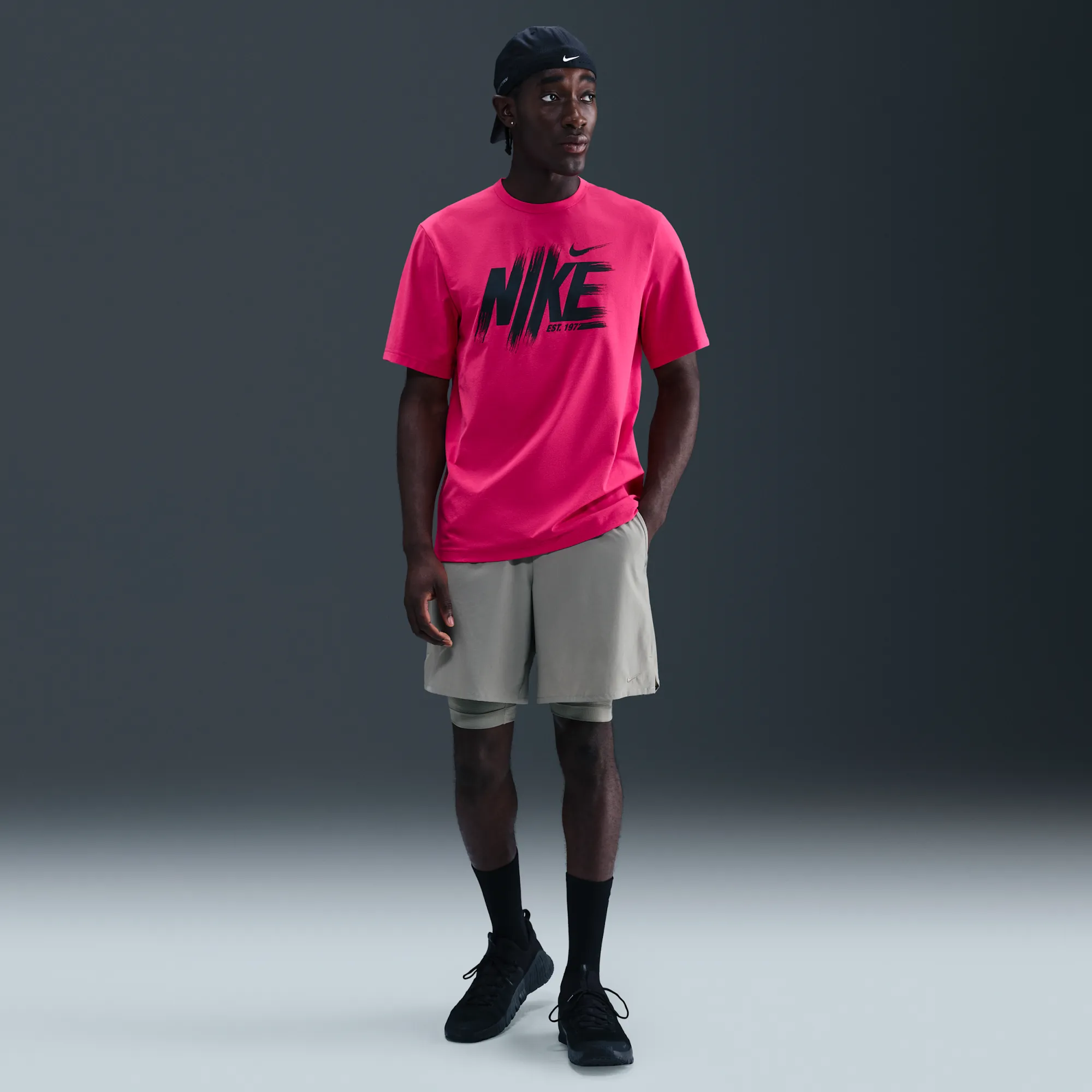 Nike Hyverse Men's Dri-FIT UV Training Top - Pink | HV0381-666