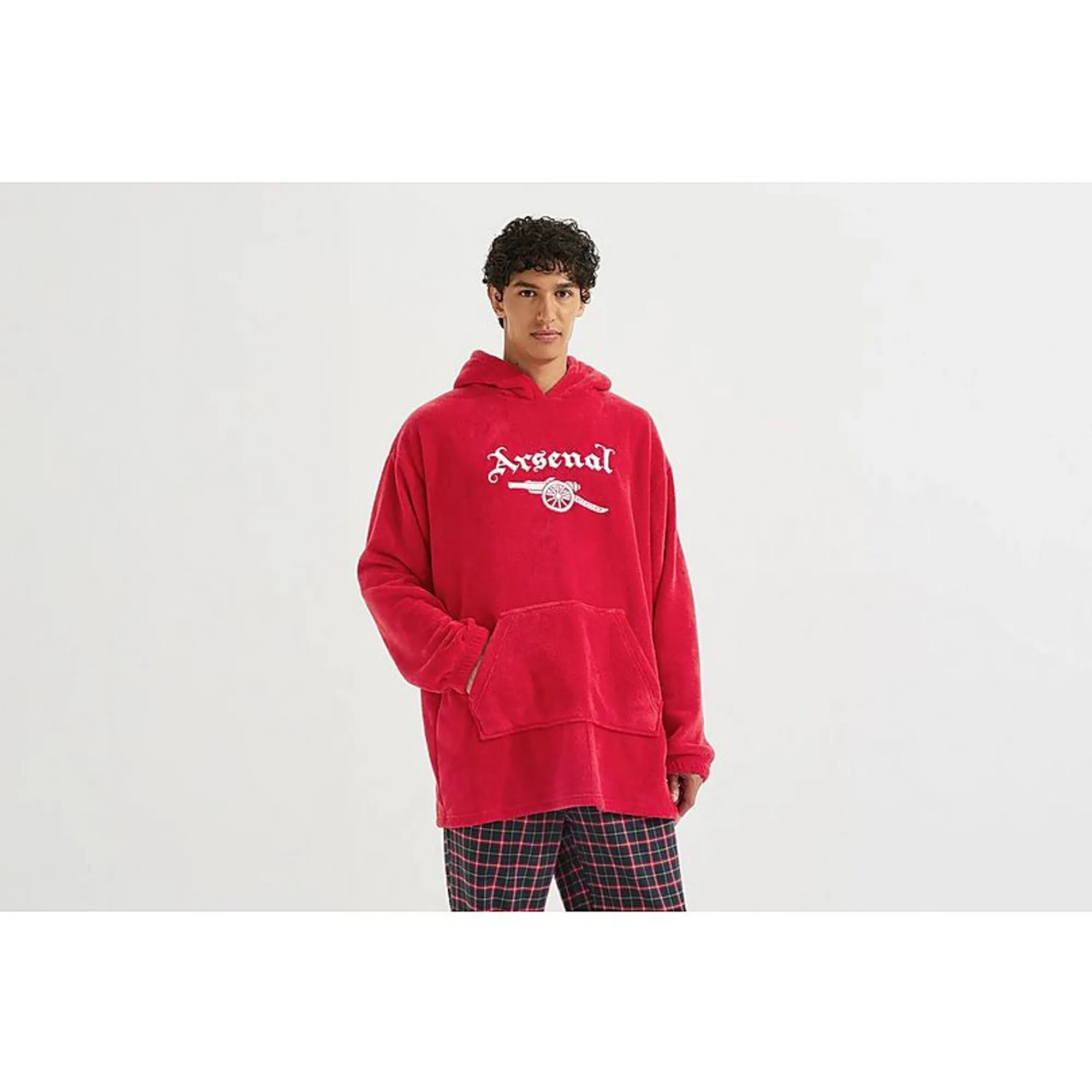 Arsenal Essentials Unisex Cannon Fleece Snoodie, Red