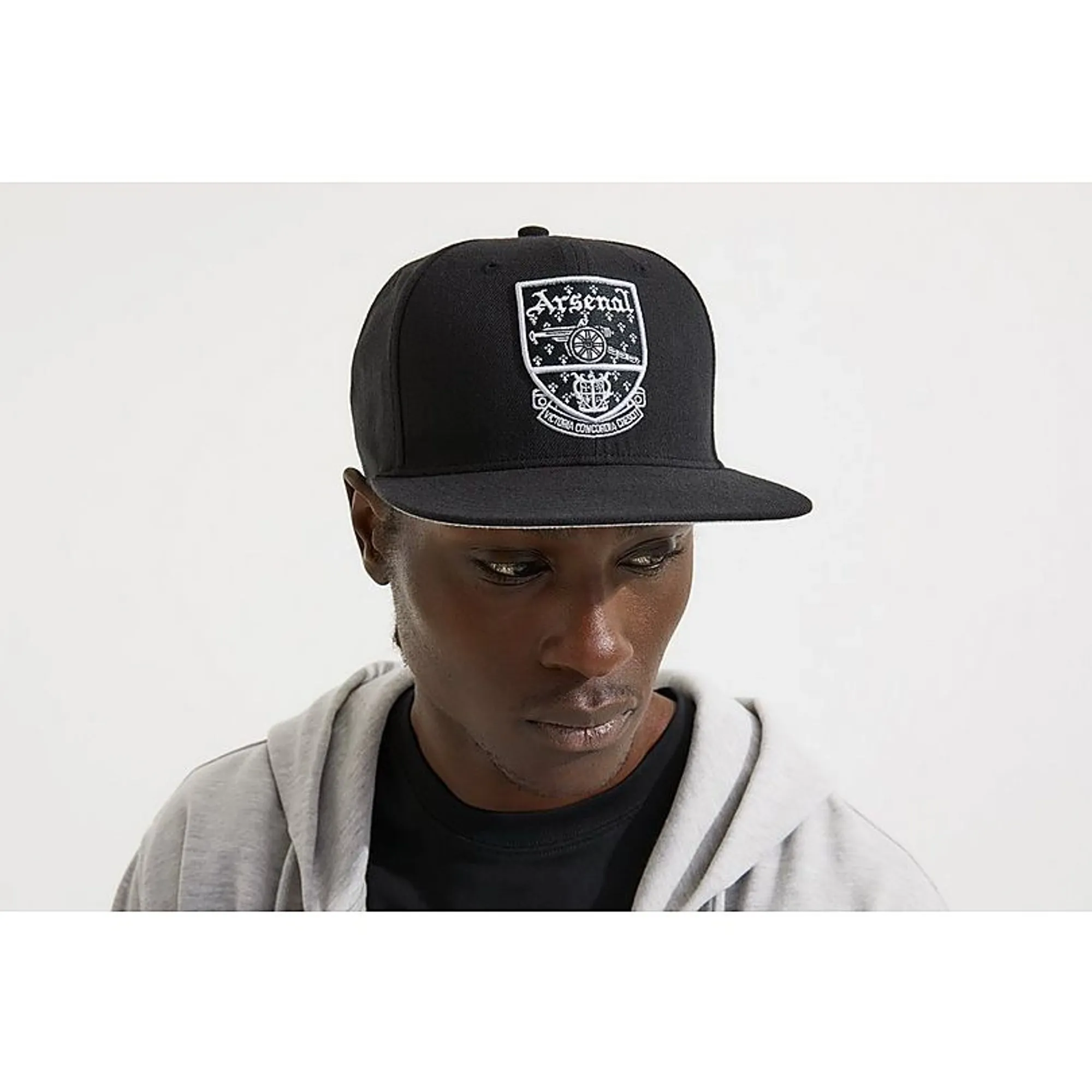 Arsenal 47 Black Snapback Concordia Crest Cap, Black
