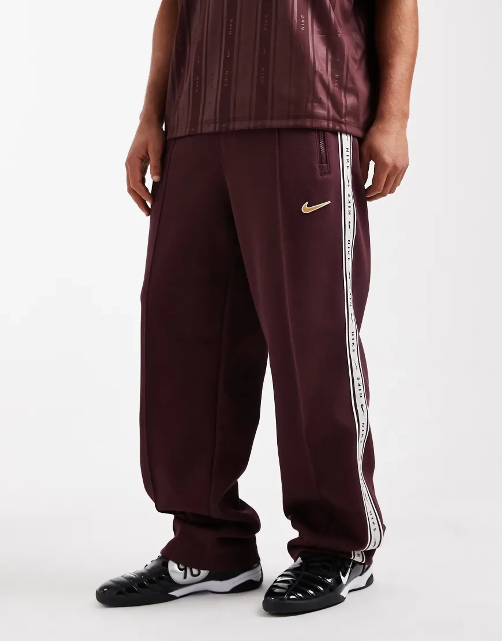 Nike Sweatpants Nsw City Side Open-Hem - ['Red']