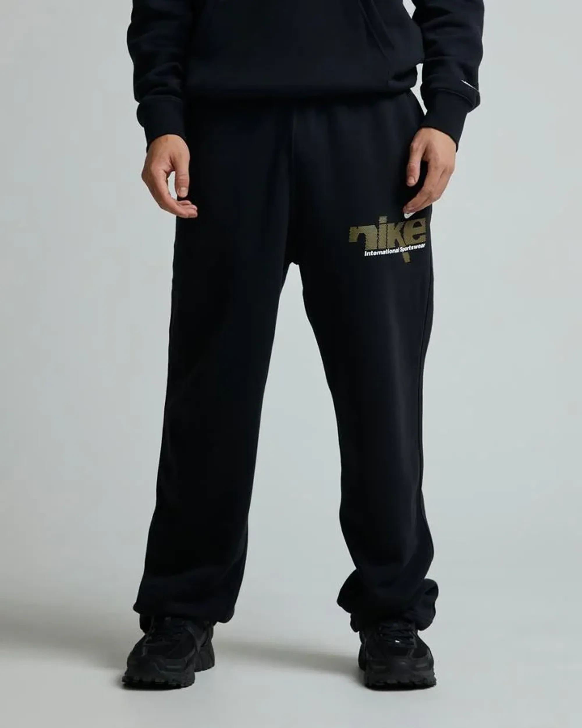Nike Club Bb Men Pants - Black
