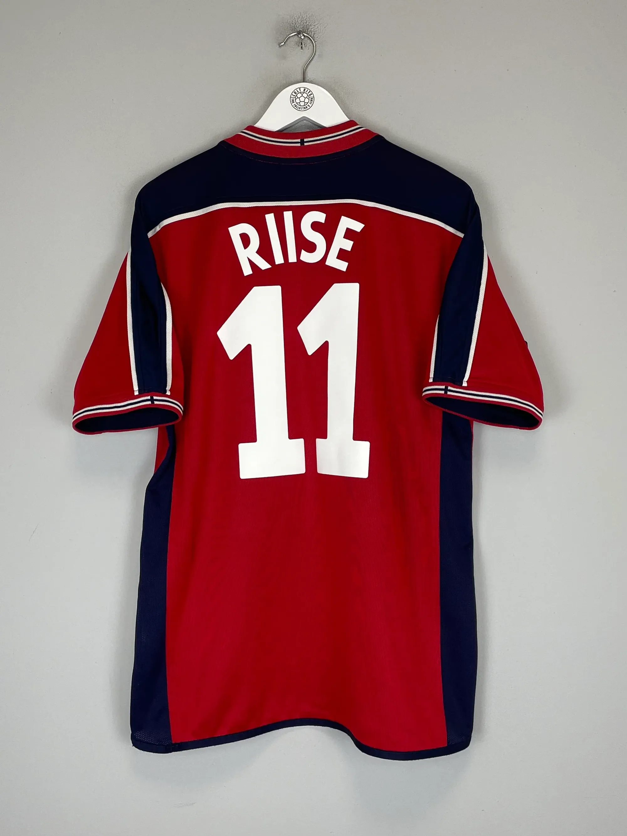 2003/04 NORWAY RIISE #11 HOME SHIRT (L) UMBRO | CULT KITS