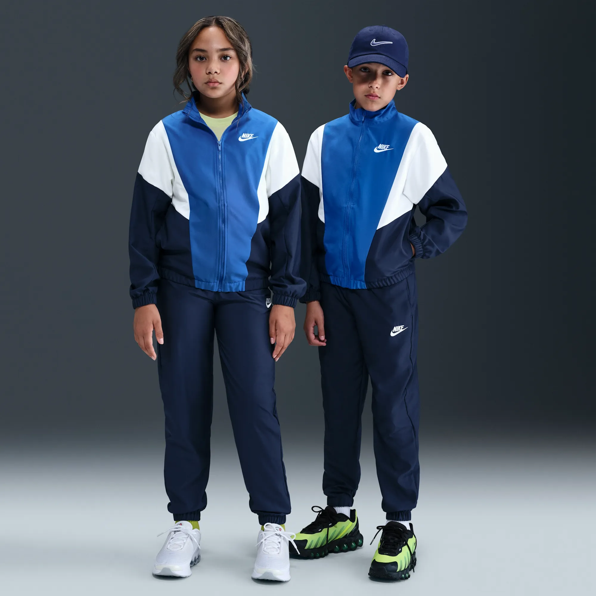 Nike Older Kids' Woven Tracksuit - Blue - Polyester