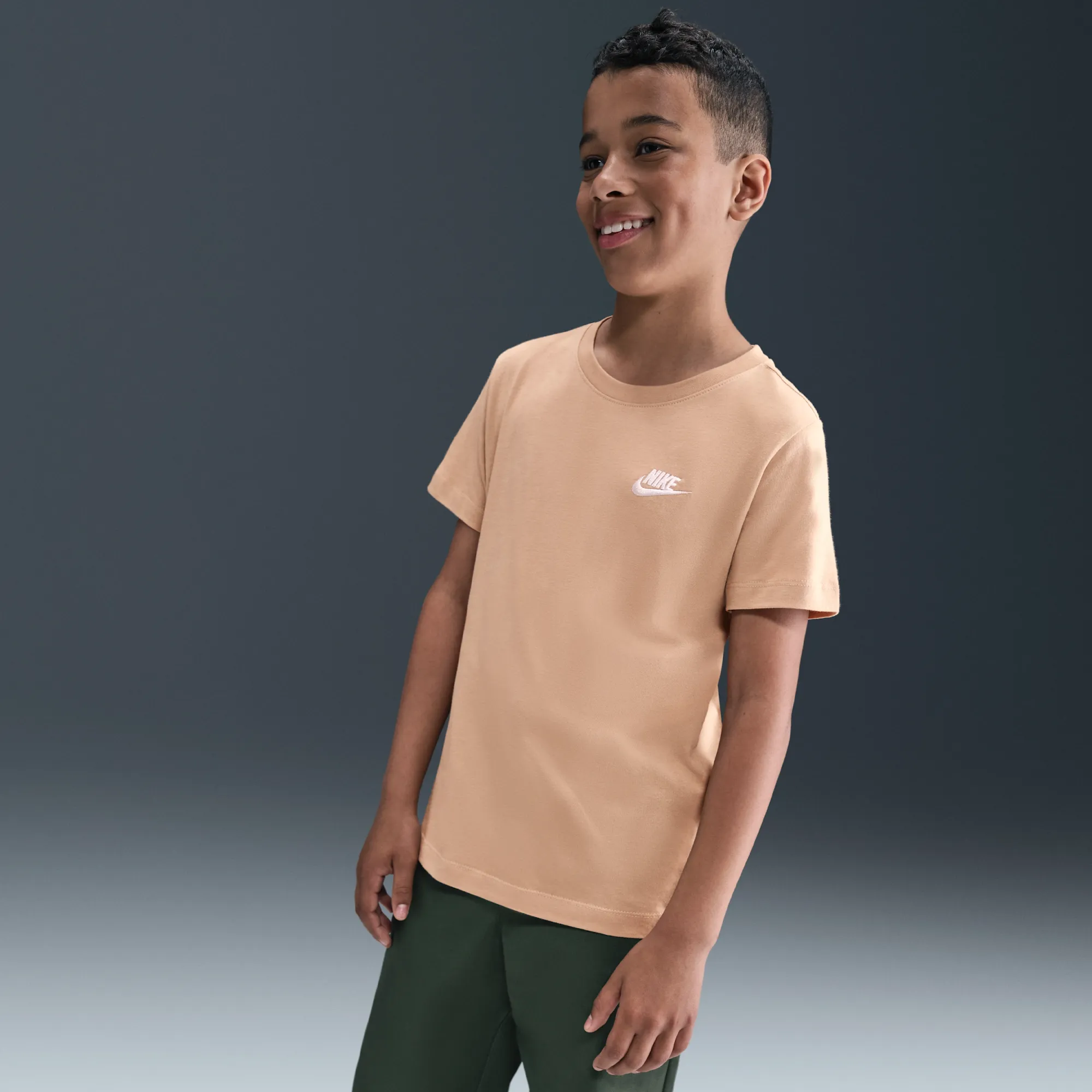 Nike Older Kids' T-Shirt - Brown - Cotton