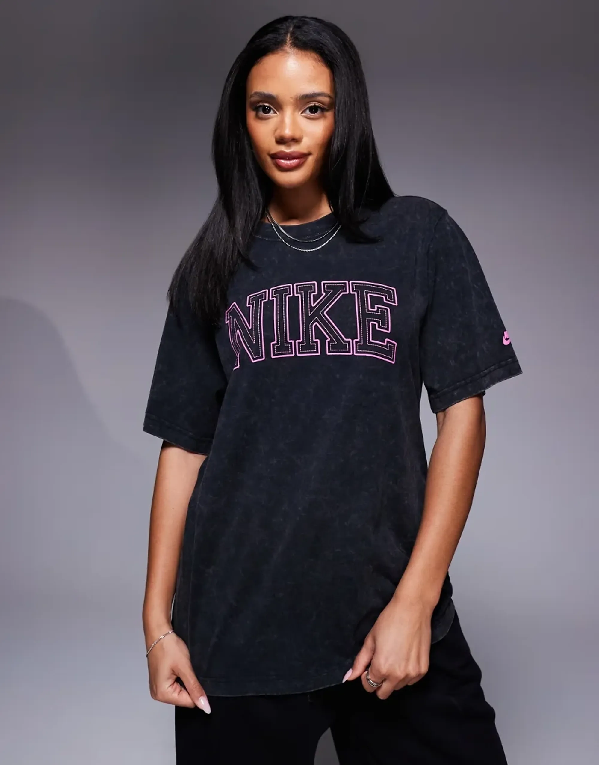 Nike Retro Logo Oversized T-Shirt In Black