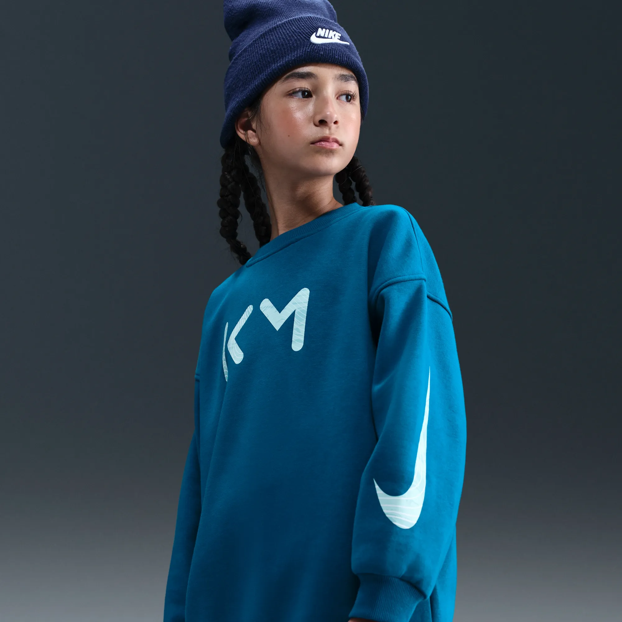 Kylian Mbappé Club Fleece Older Kids' (Girls') Nike Football Oversized Crew-Neck - Blue - Cotton/Polyester