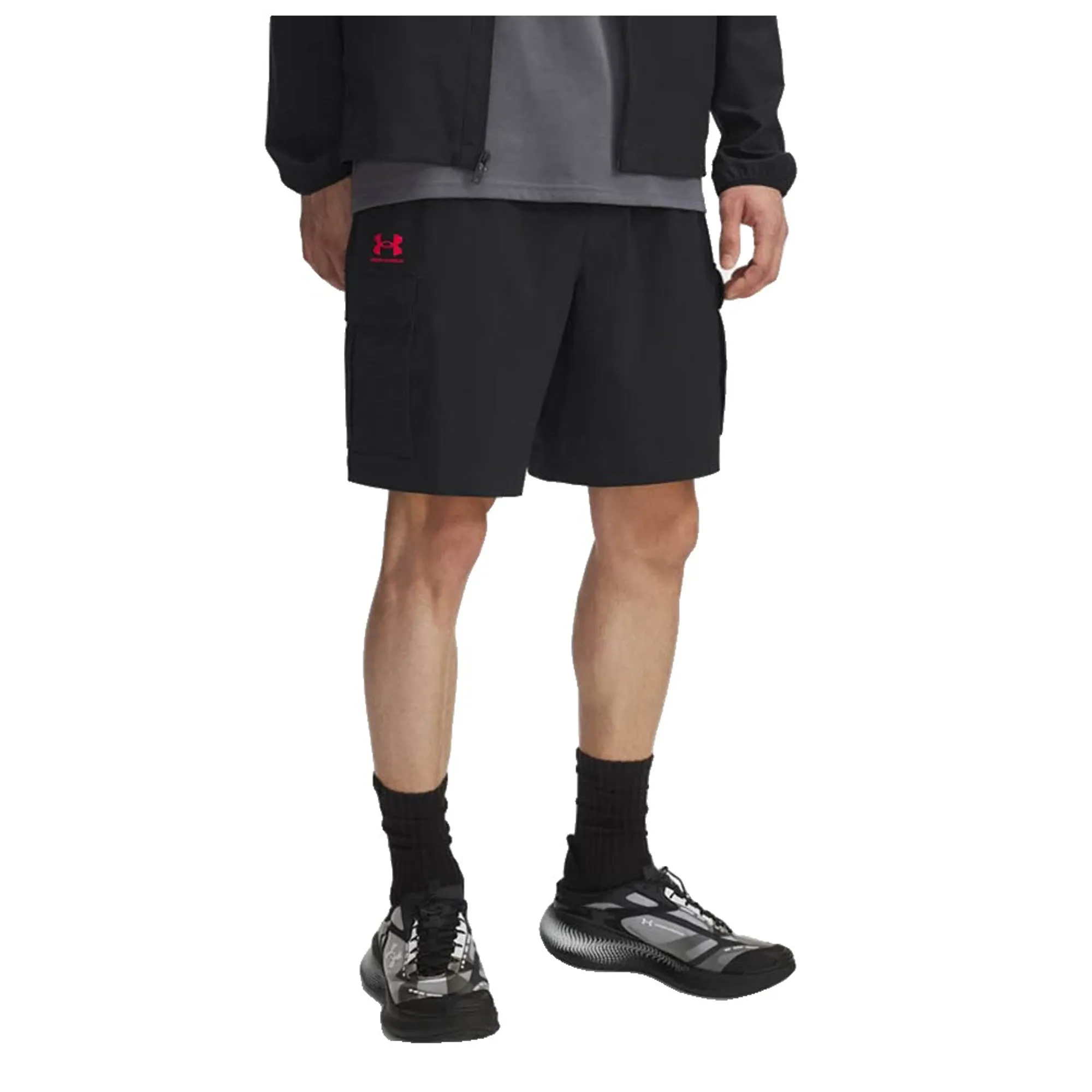 Under Armour  Vibe Woven Men's 8" Cargo Shorts Black / Racer Red L