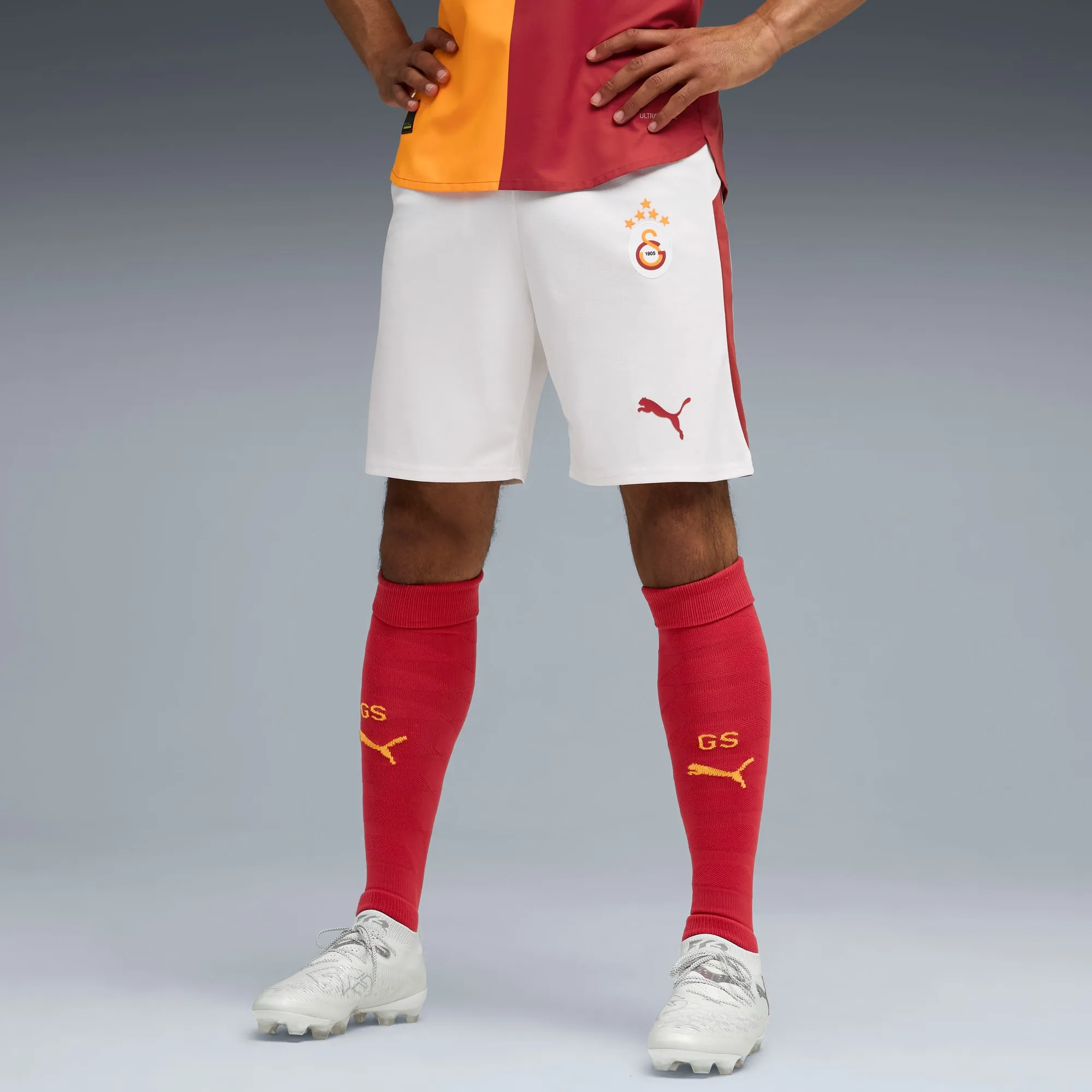 PUMA Galatasaray Sk 25/26 Shorts Men, White/Red Rhythm/Intense Orange, size 3XL