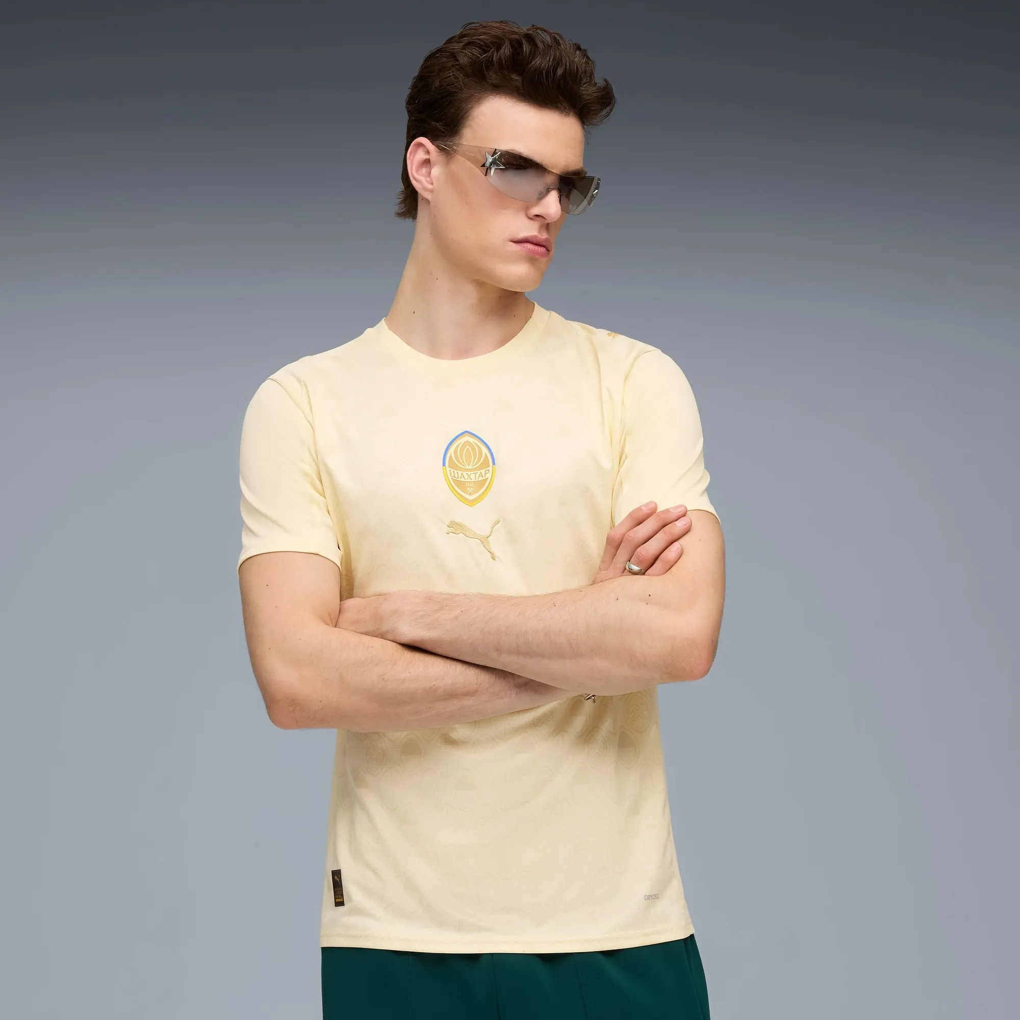 PUMA FC Shakhtar Donetsk 25/26 Third Jersey Men, Creamy Vanilla/Gold, size 3XL