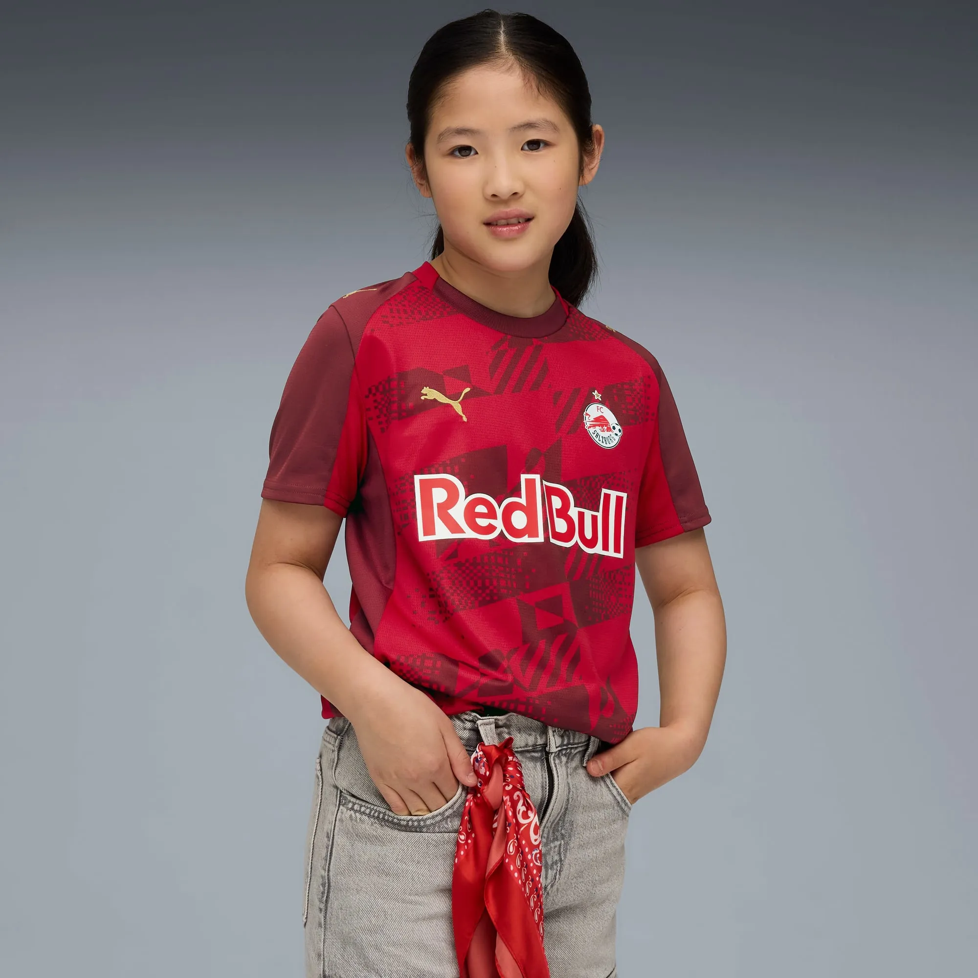 PUMA FC Red Bull Salzburg 25/26 Third Jersey Youth, Dark Cherry/Metallic Gold, size 11-12 Youth