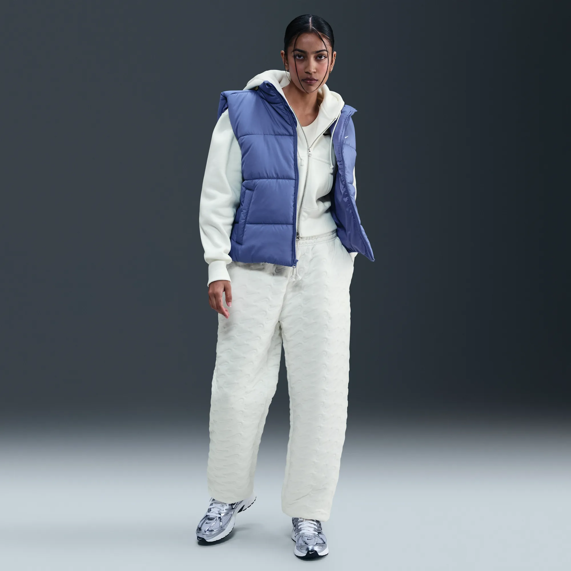 Nike Phoenix Fleece Women's Oversized High-Waisted Jacquard Trousers - White - Polyester/Cotton