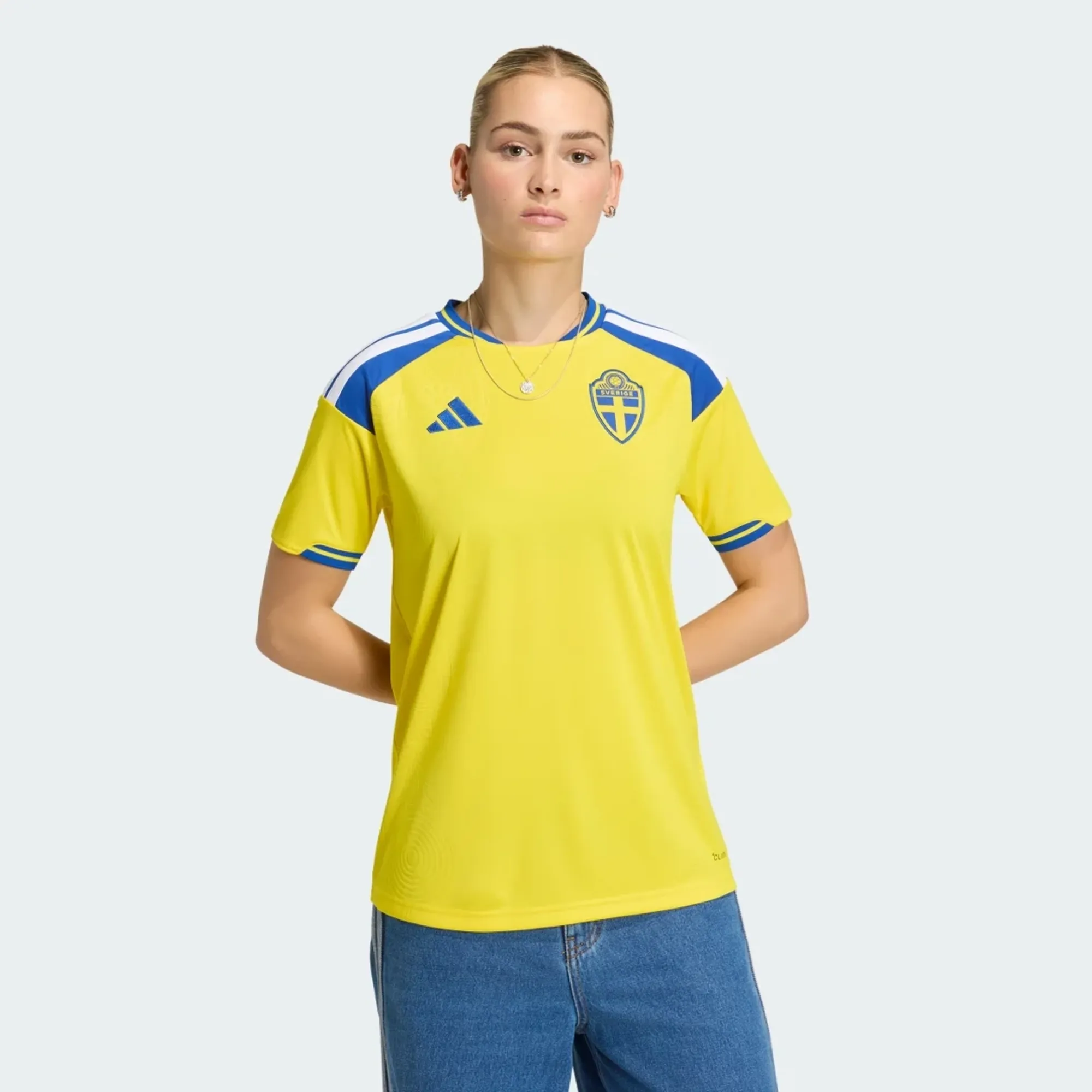 adidas Sweden 26 Home Jersey
