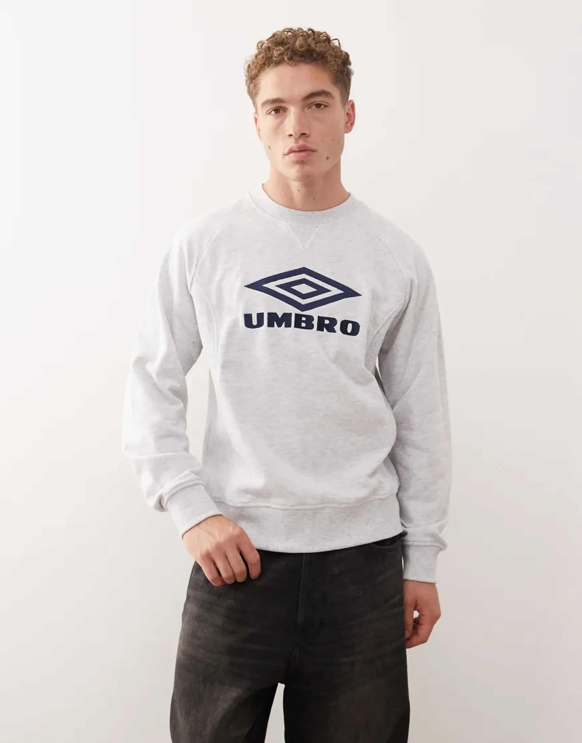 Umbro Iconic Sweat In Grey