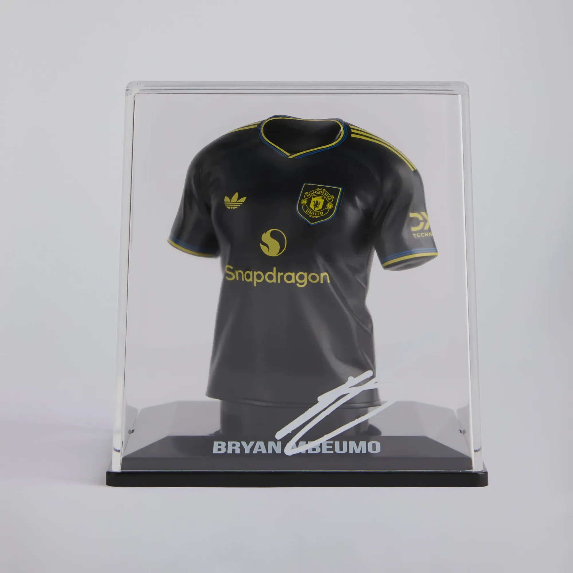 Manchester United Mbeumo Third Jersey 25/26 Collectible Black