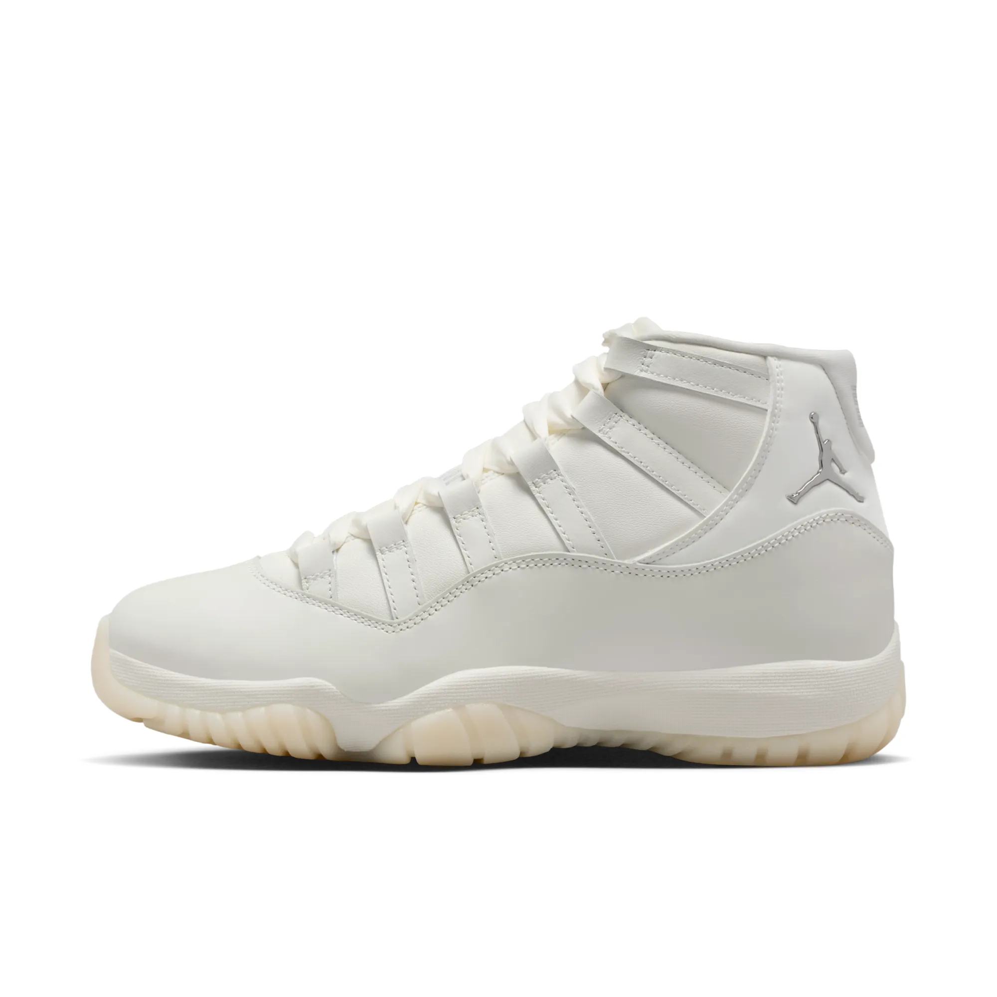 Nike Air Jordan 11 Retro 'Pearl' Women's Shoes - White
