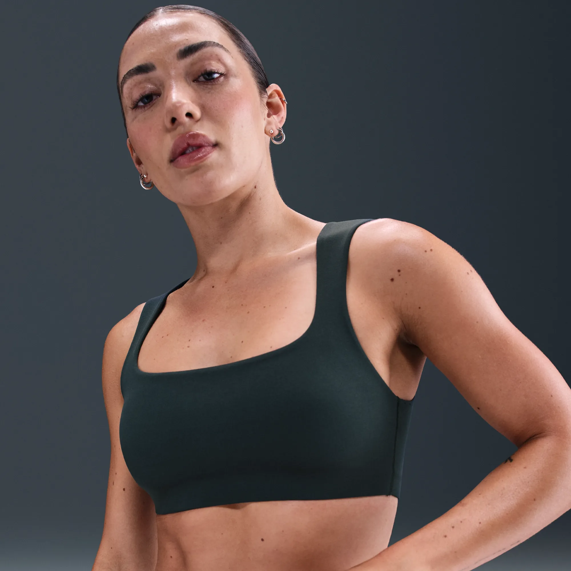 Nike Zenvy Women's Light-Support Lightly Lined Sports Bra - Green - Nylon/Elastane