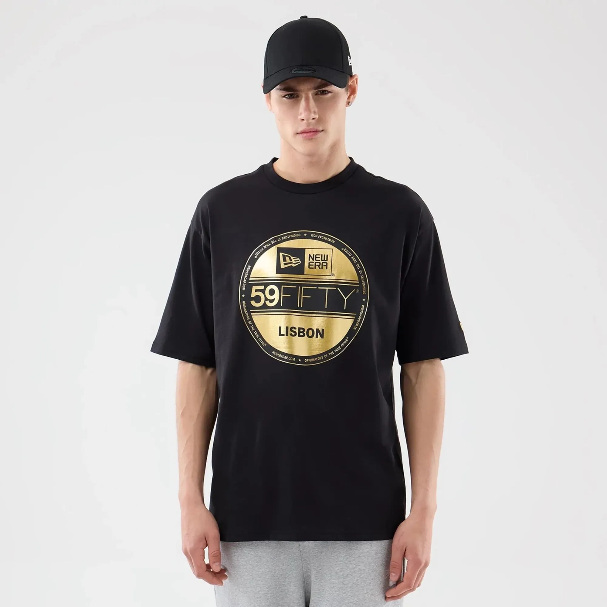 New Era Sticker Lisbon Black Oversized T-Shirt adult unisex