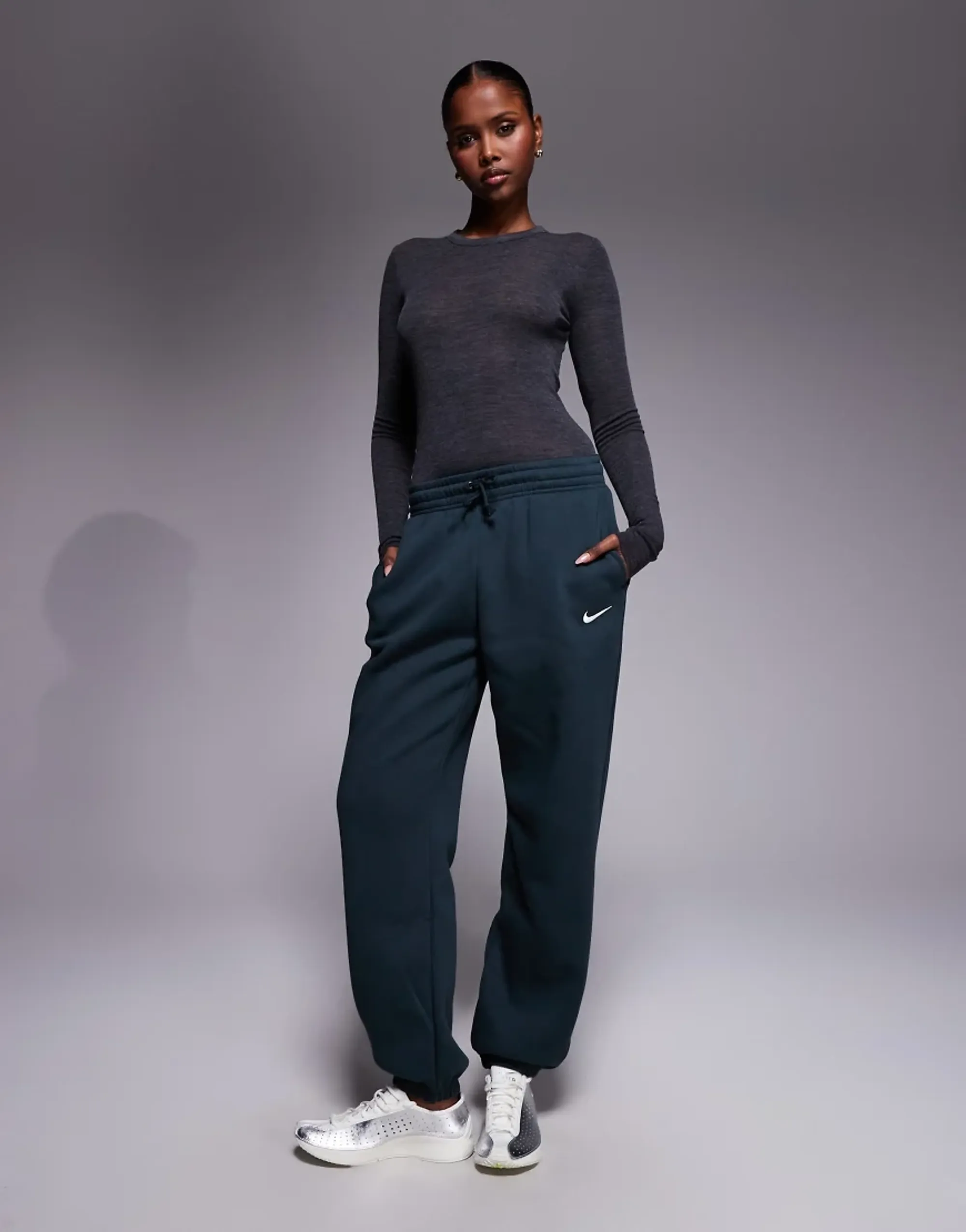 Nike Phoenix Fleece High Waisted Oversized Cuffed Joggers In Green