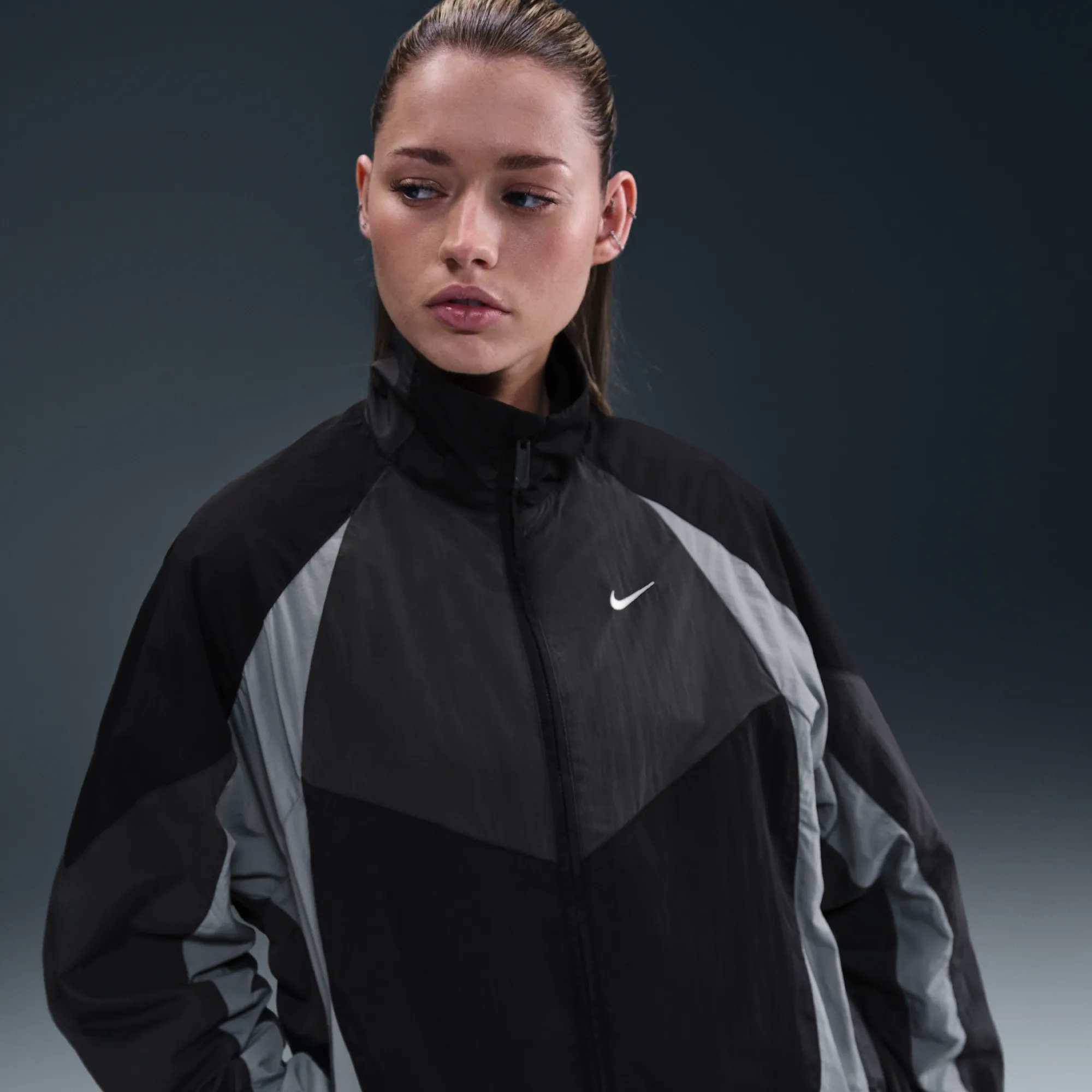 Nike Women's Oversized Tracksuit Jacket - Black - Nylon