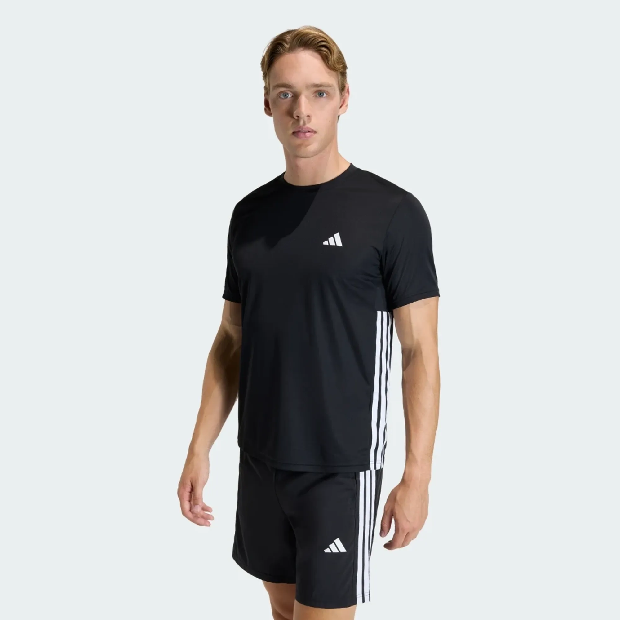 adidas WORKOUT ESSENTIALS BASE 3-STRIPES T-SHIRT