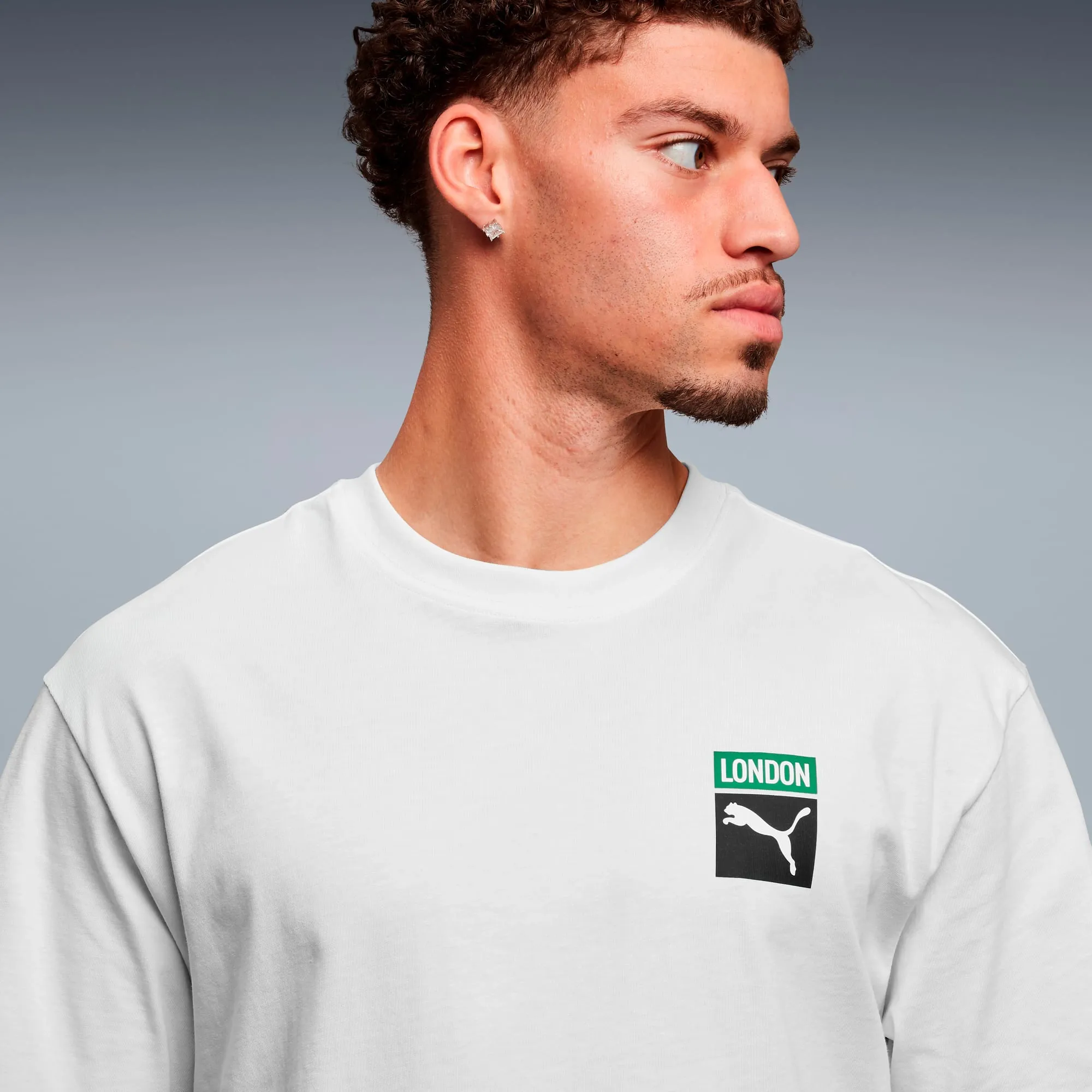 PUMA Graphic Box LDN Tee Shirt Unisex, Warm White, size Large