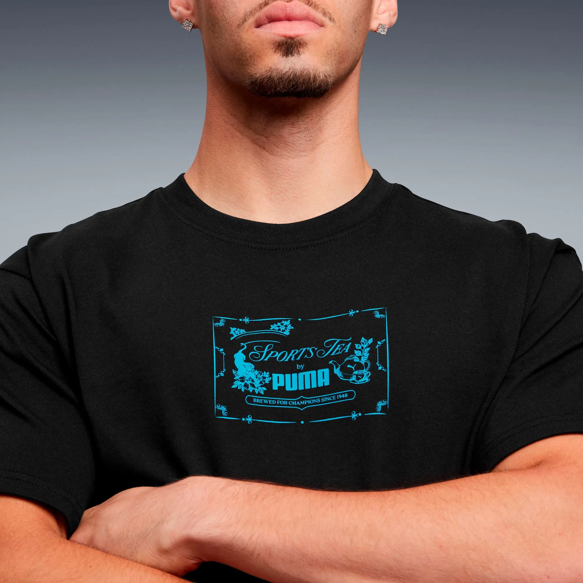 PUMA Graphic Court LDN Tee Shirt Unisex, Black, size Large