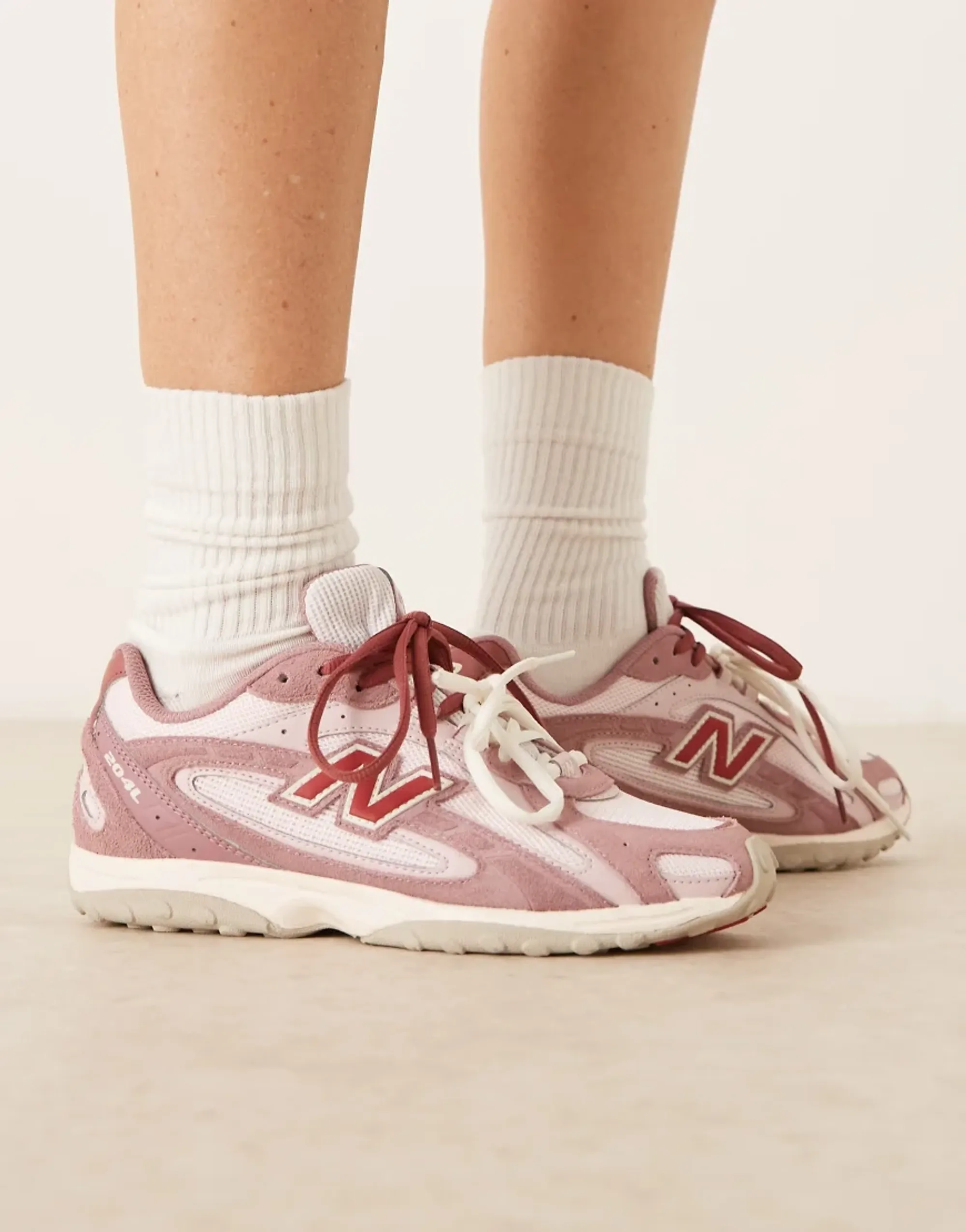 New Balance Unisex 204L in Pink Leather