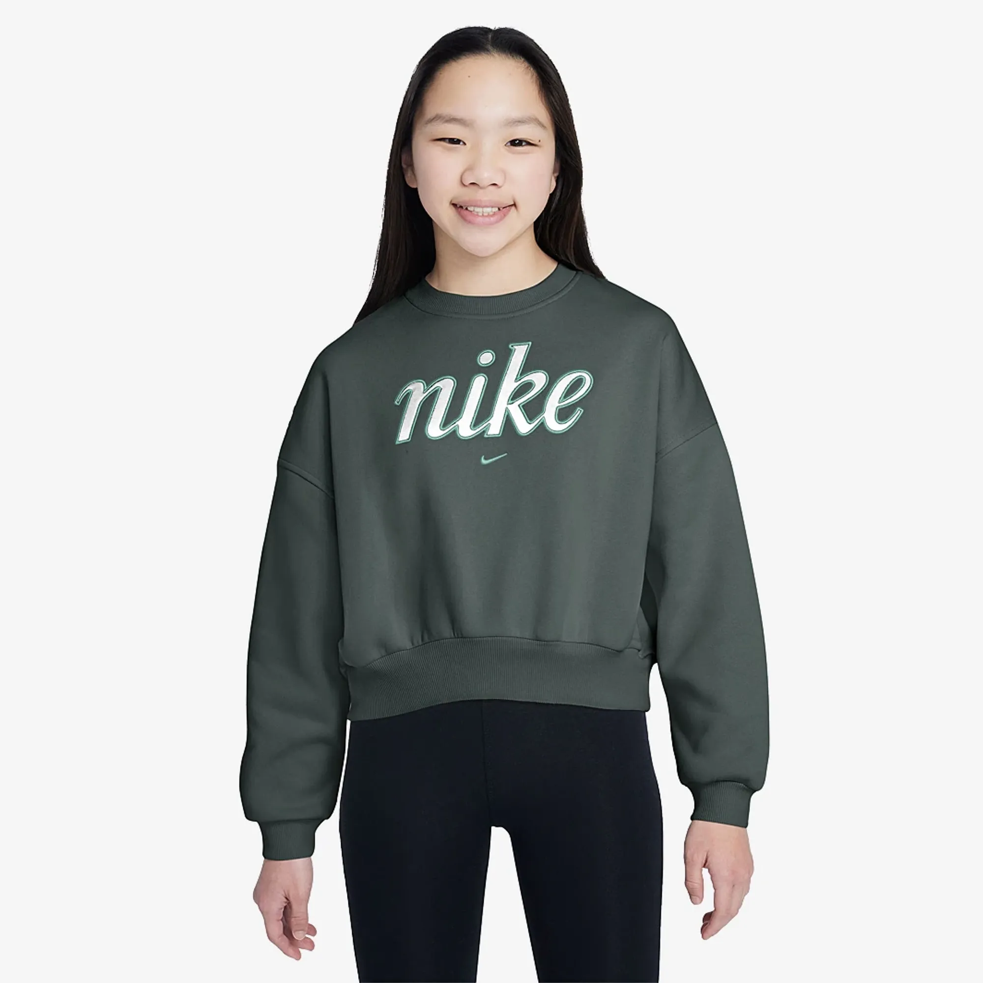 Nike Sportswear Older Kids Club Fleece Boxy Sweatshirt
