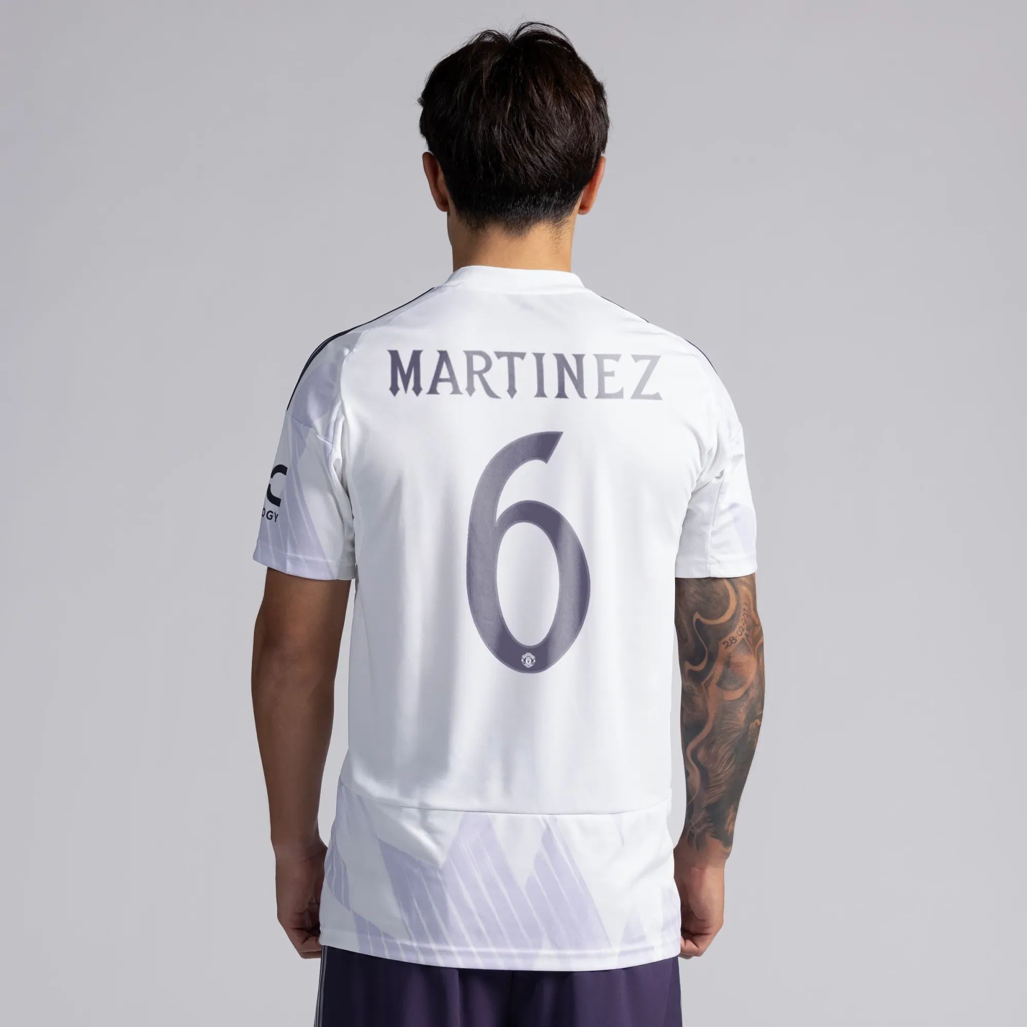 Manchester United 25/26 Away Jersey with Martinez 6 Club Printing