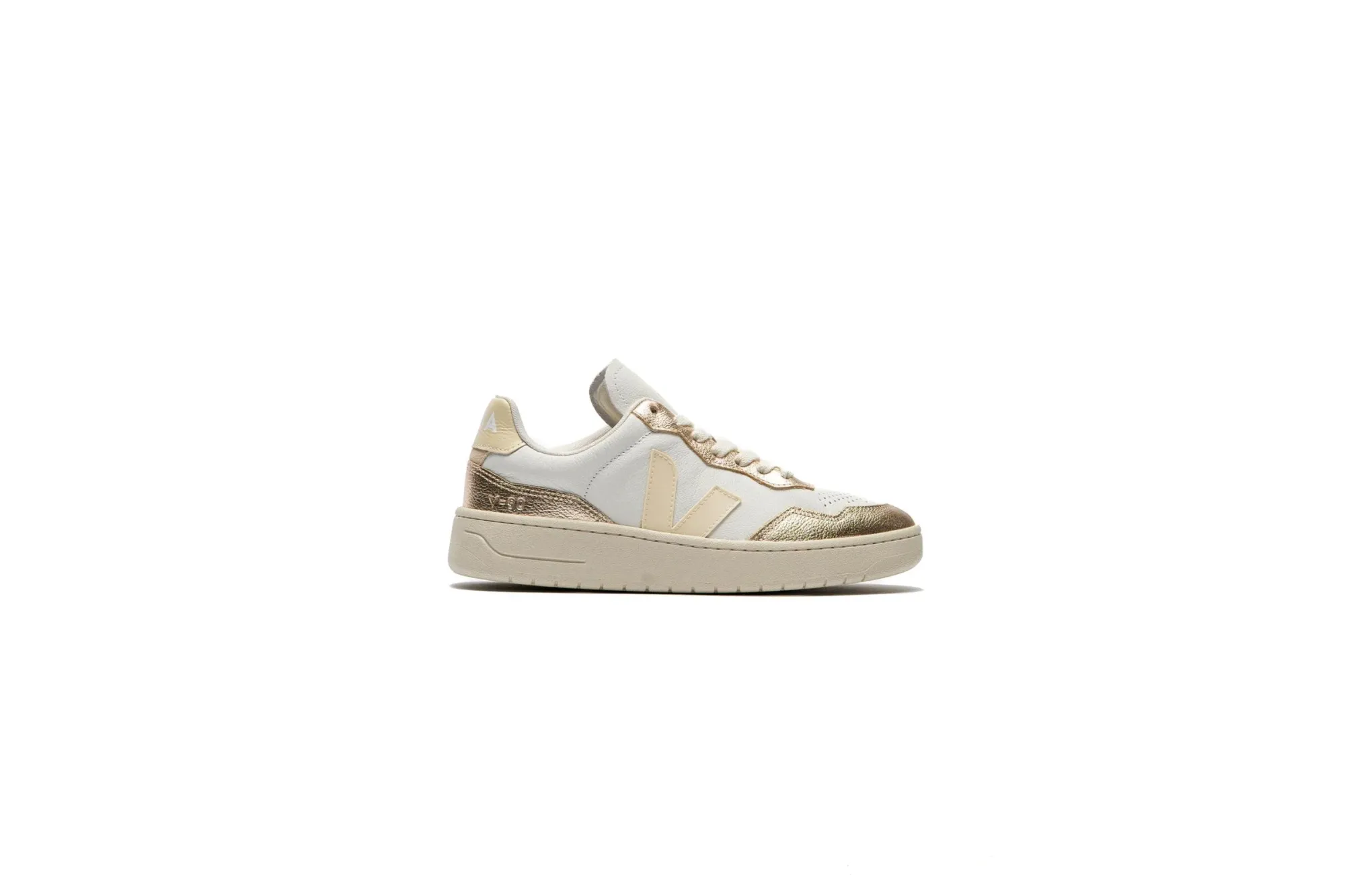 Veja WMNS V-90