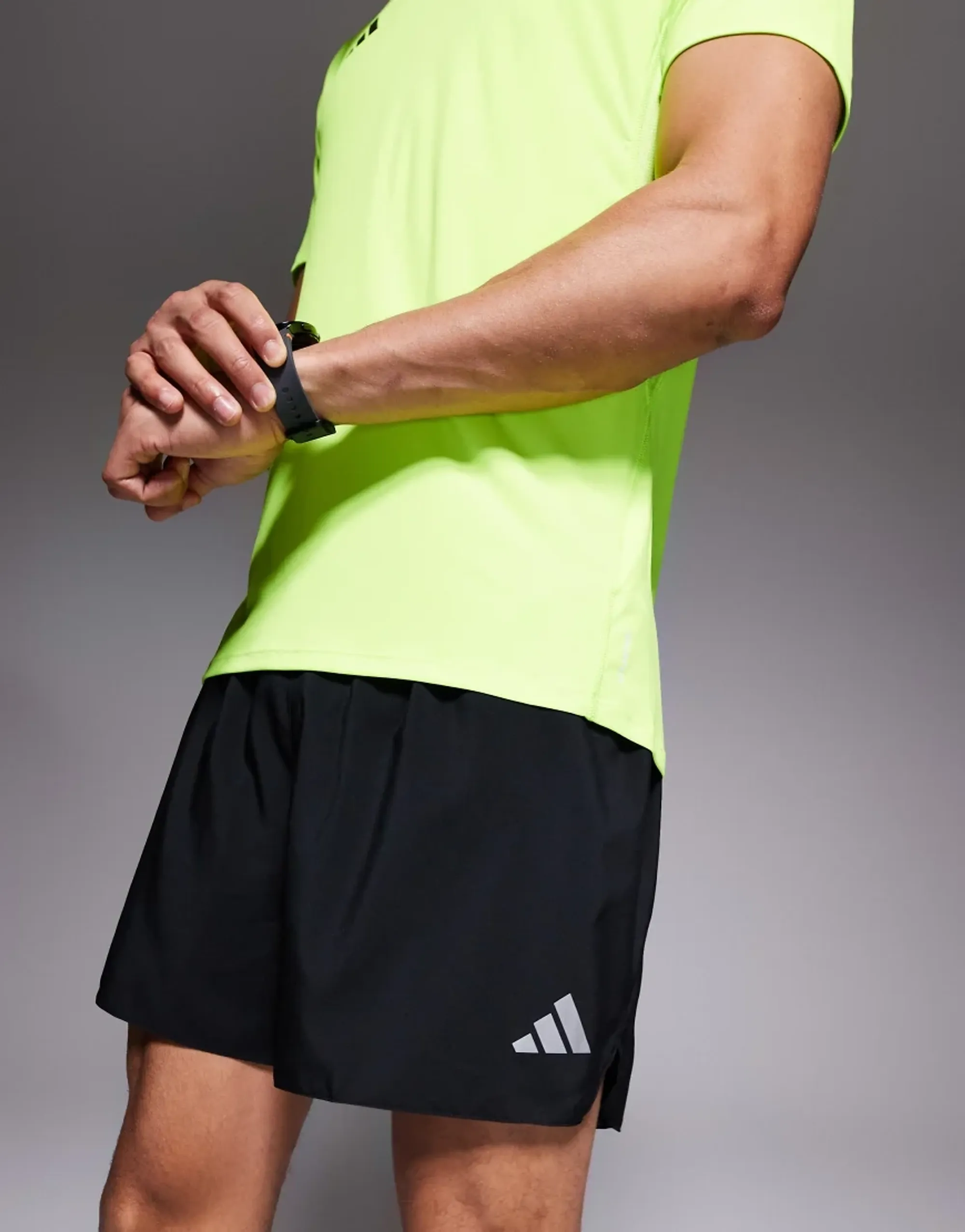 adidas Run Essential 7in Running shorts Men-black