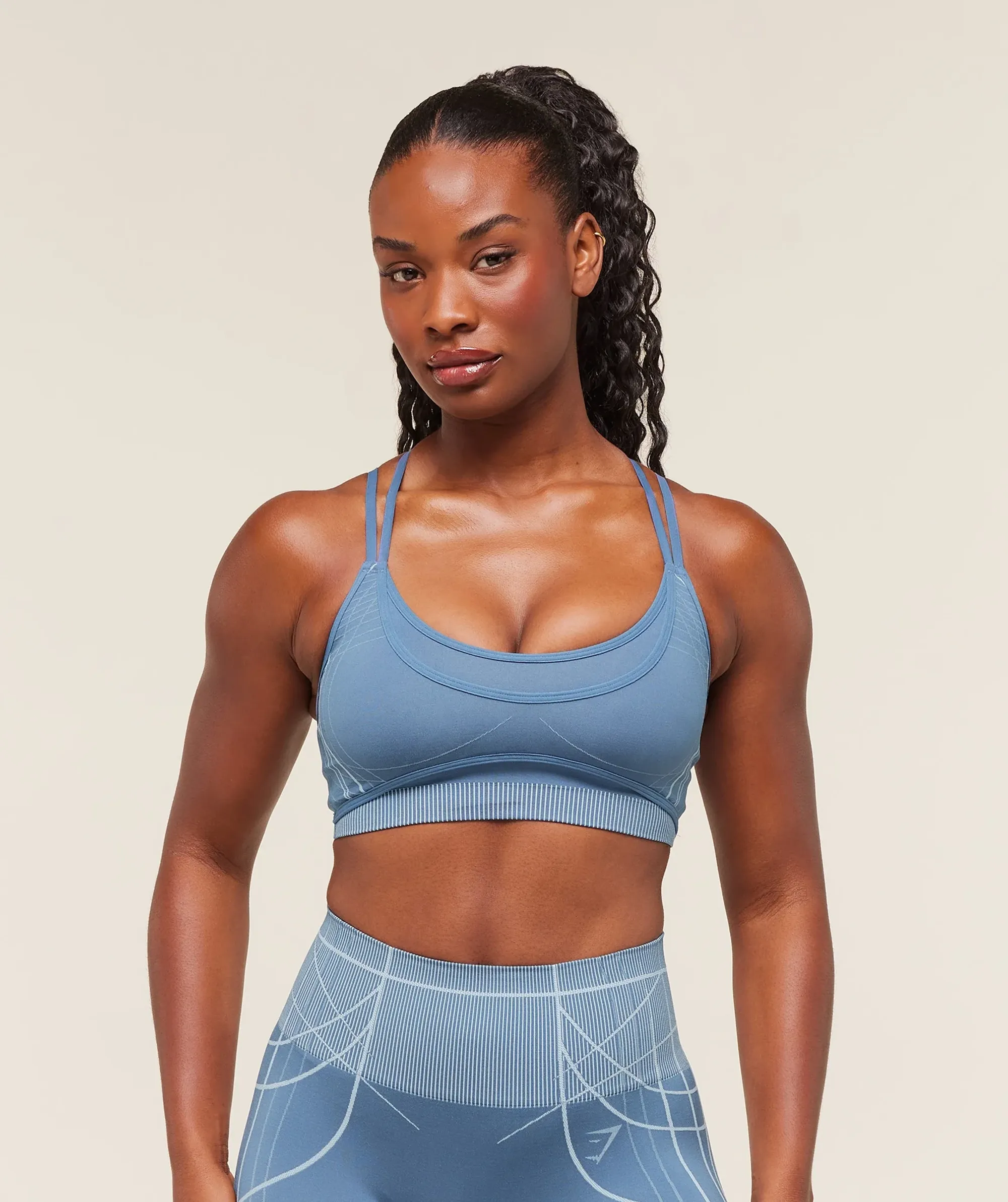 Gymshark Apex Seamless Strappy Sports Bra - Worn Blue/Gentle Blue
