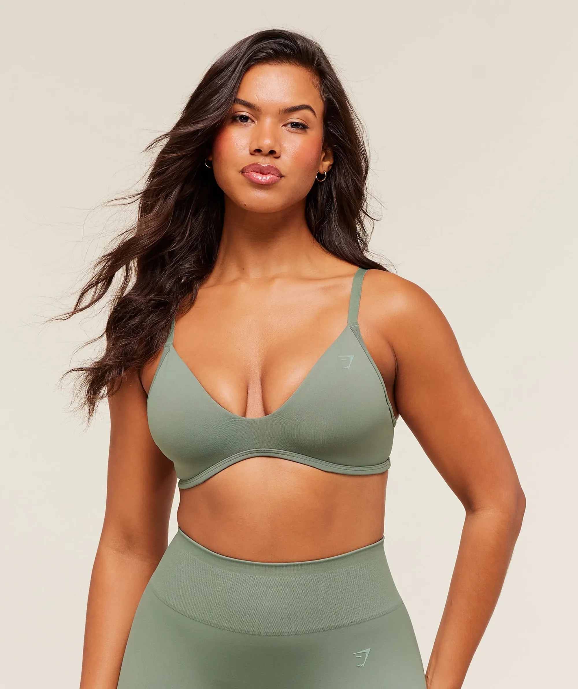 Gymshark Soft Sculpt V-neck Sports Bra - Unit Green
