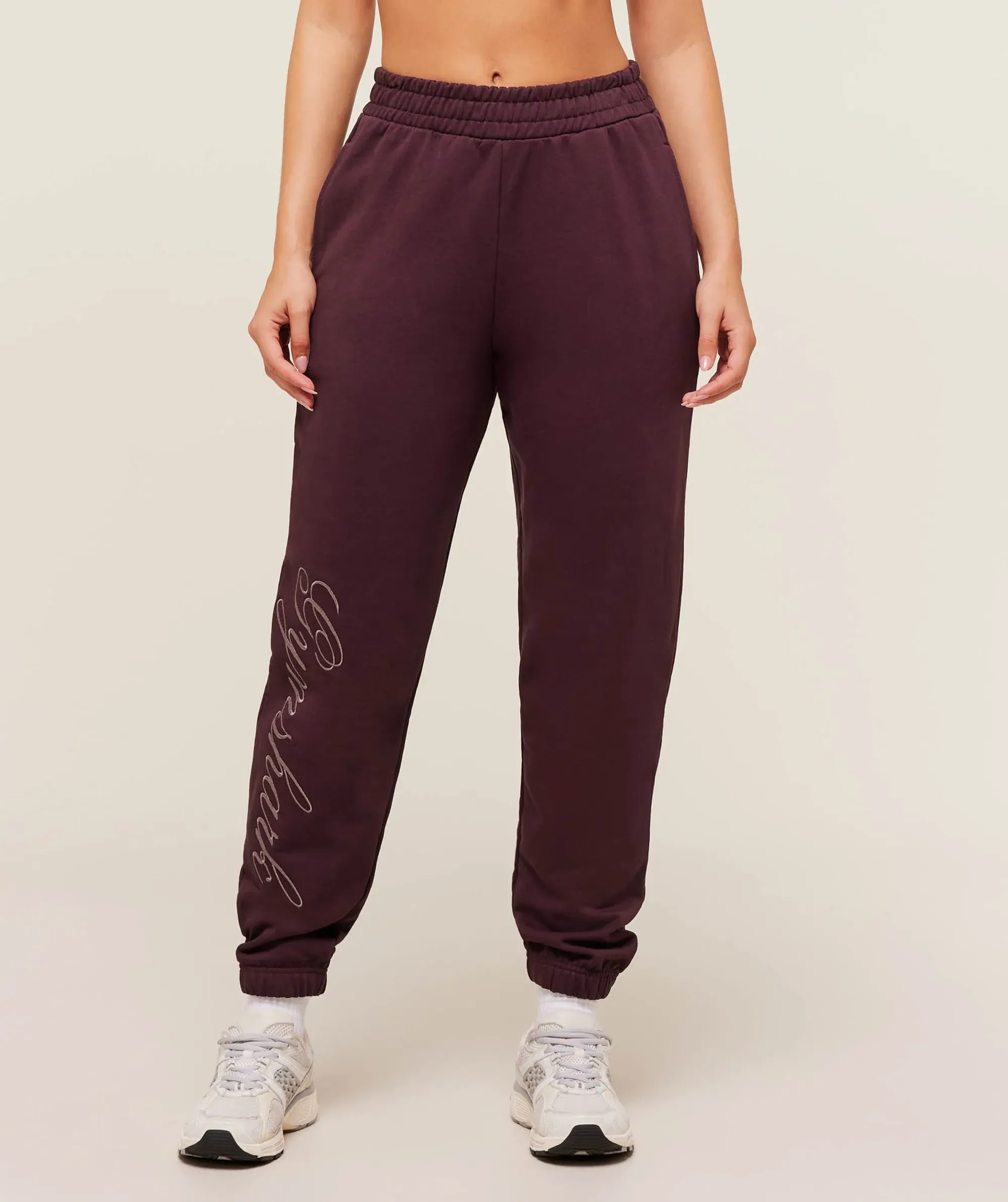 Gymshark All Seasons Graphic Jogger - GS Cherry Purple