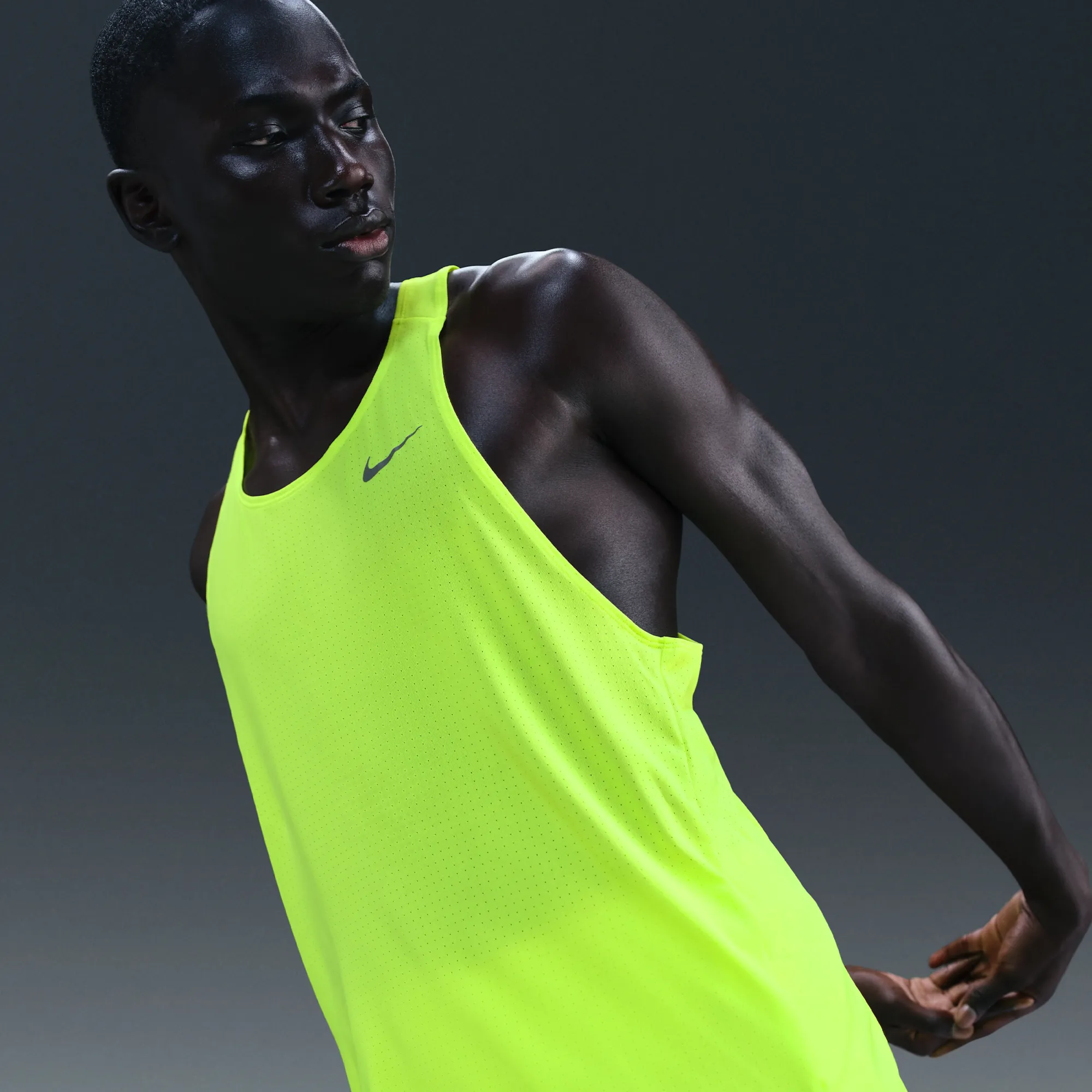 Nike Fast Men's Dri-FIT Running Vest - Yellow - Polyester